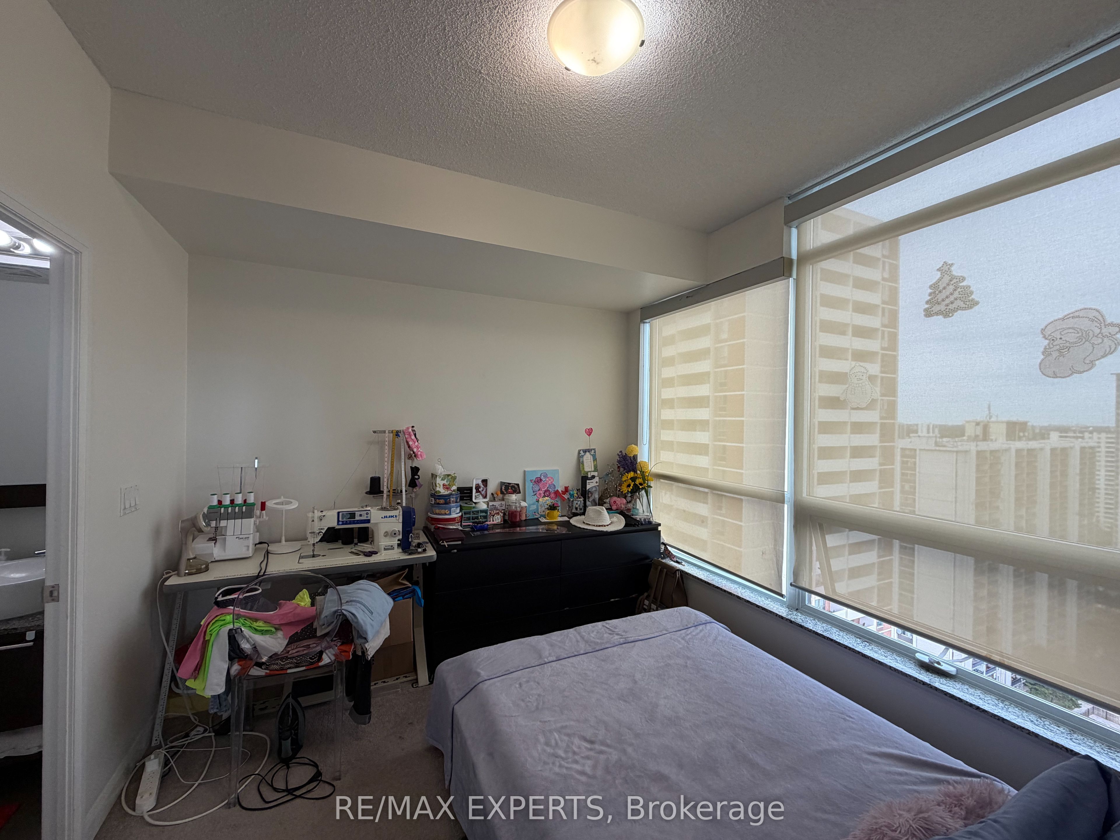 500 Sherbourne Street 2004 Property Photo 13