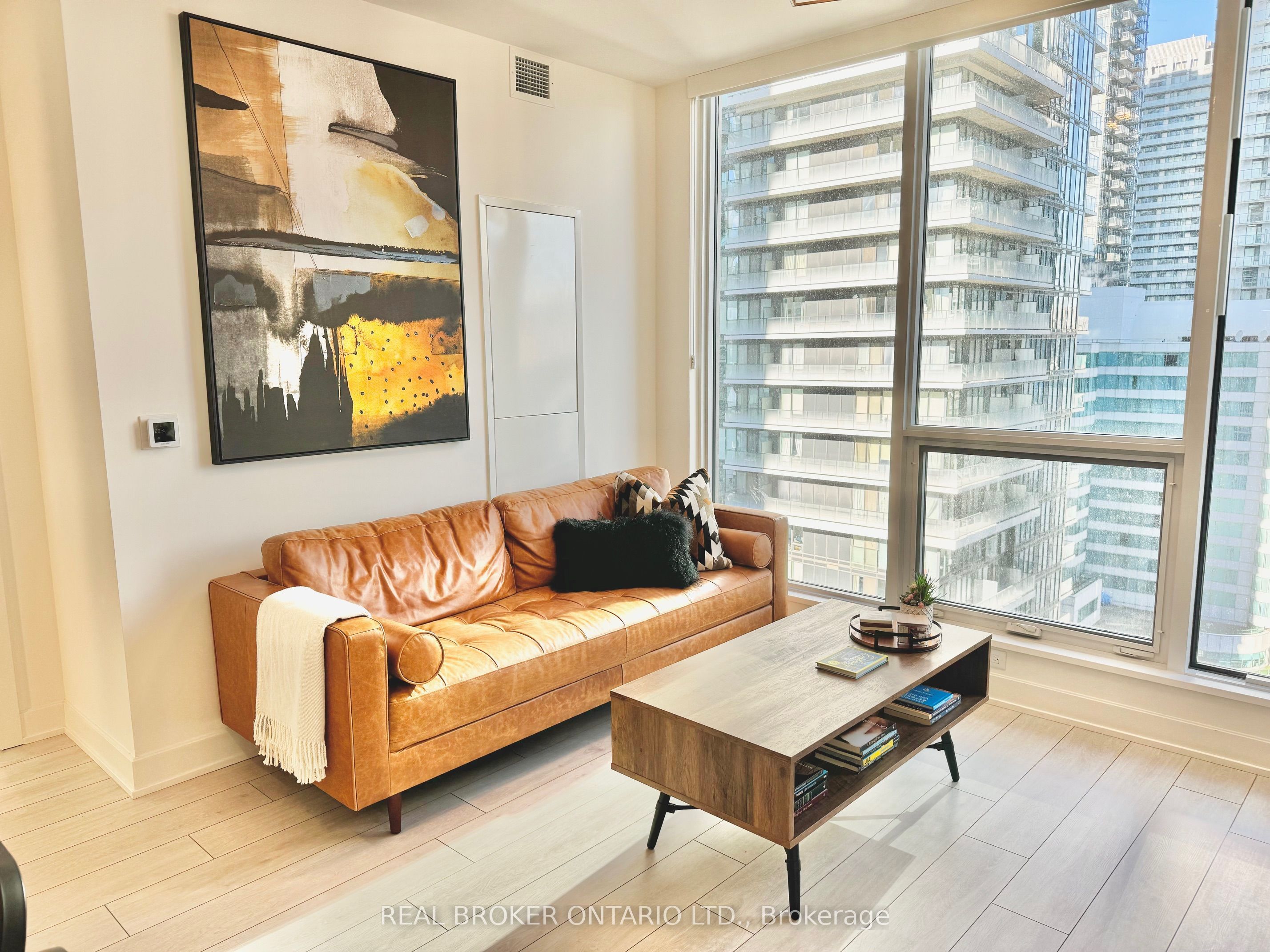 15 Mercer Street 13 Property Photo 1