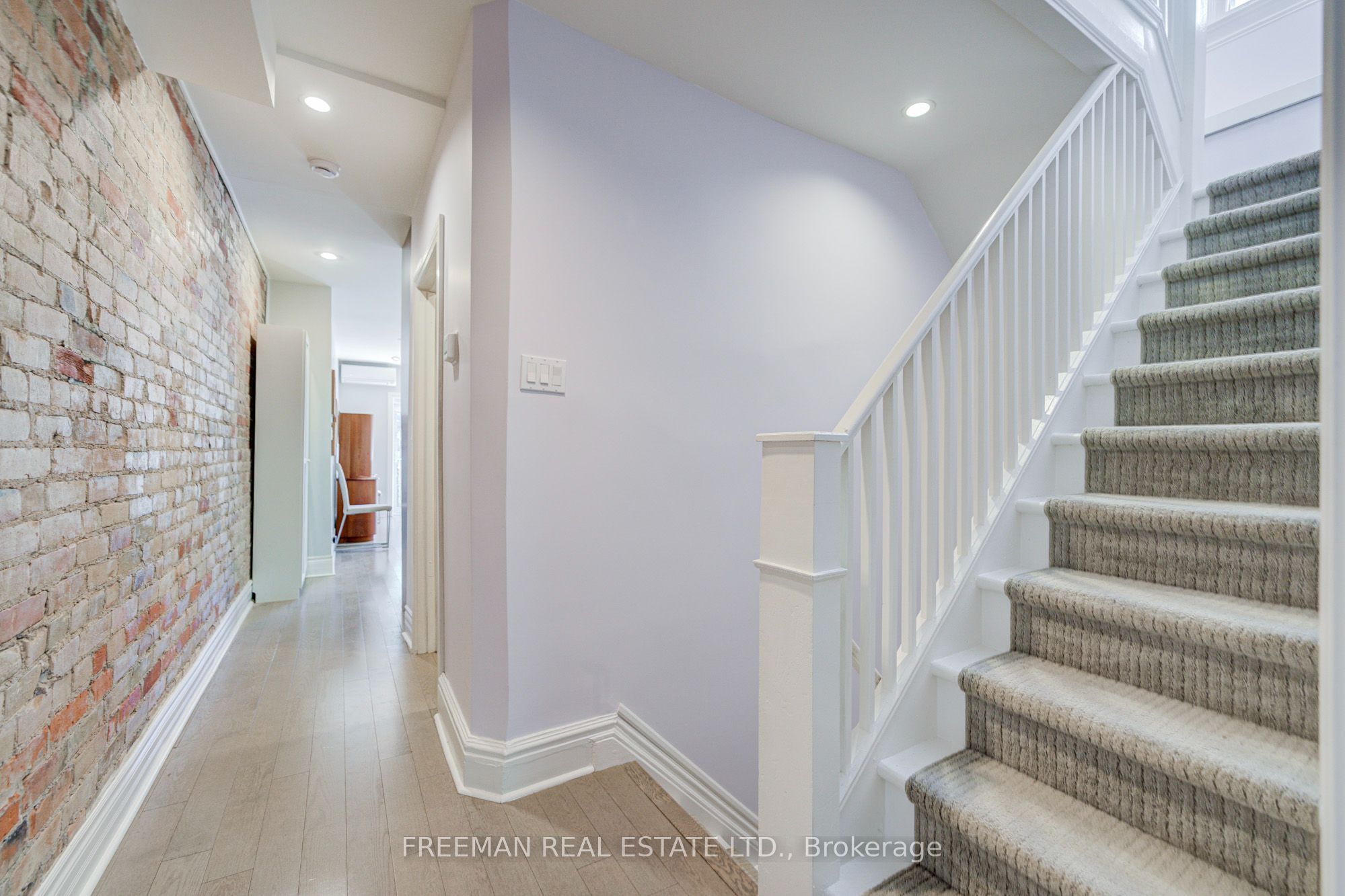 468 Markham Street Property Photo 23