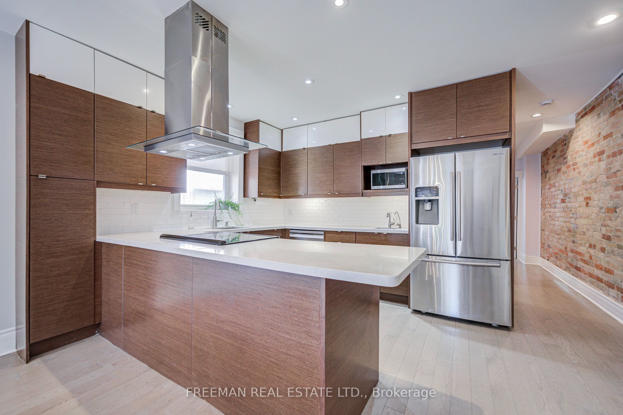 468 Markham Street Property Photo 24