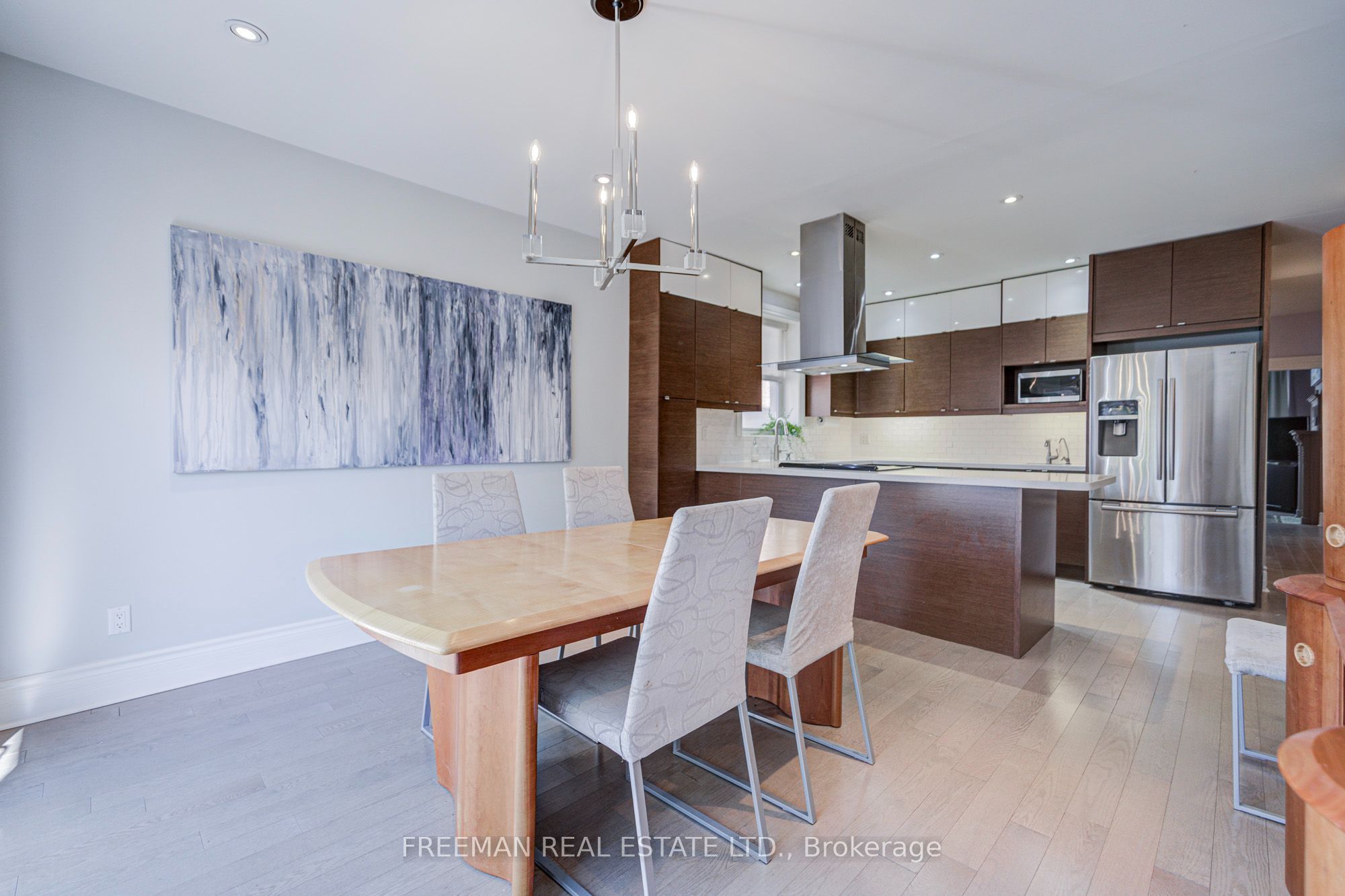 468 Markham Street Property Photo 28
