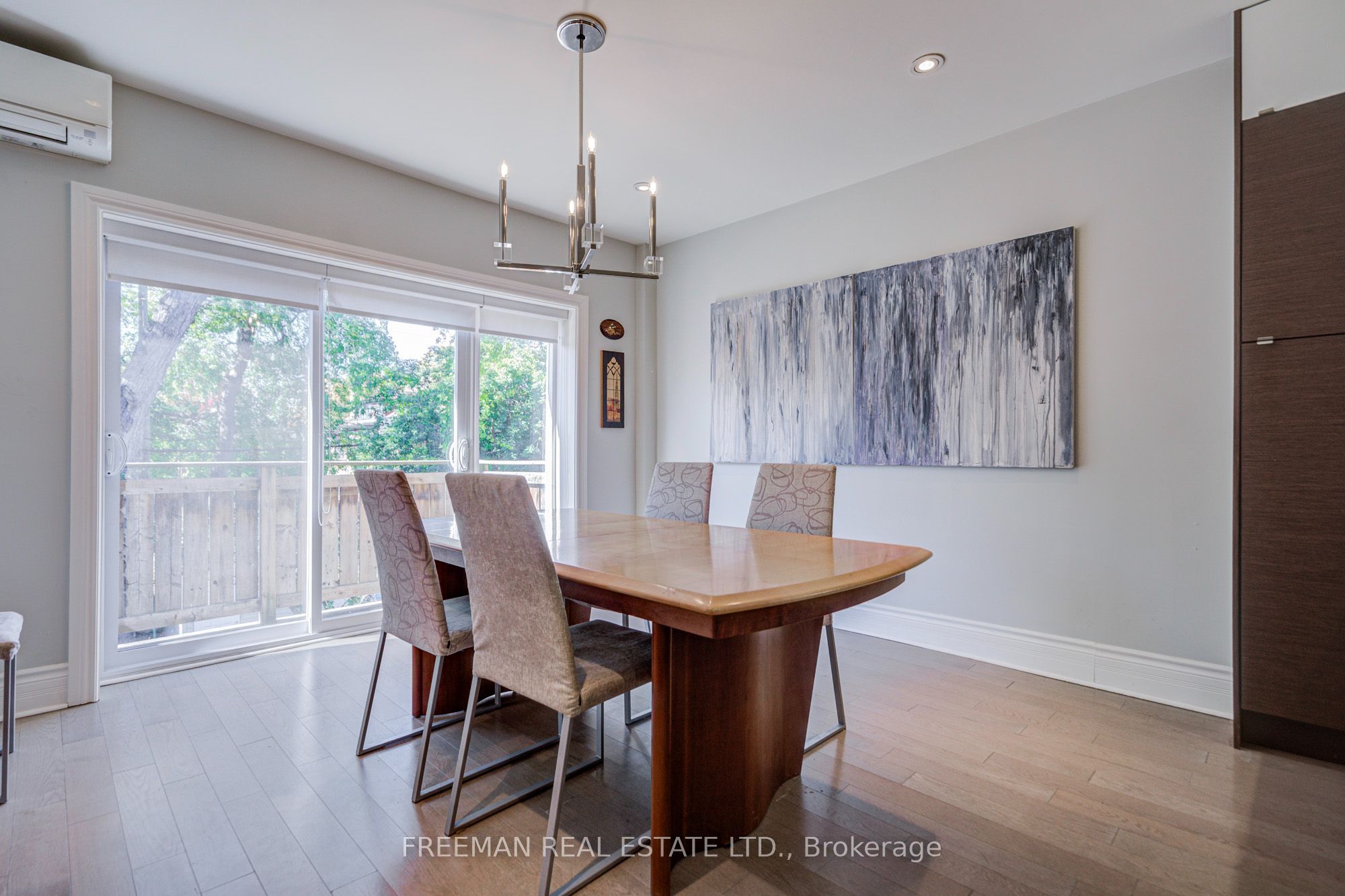 468 Markham Street Property Photo 29