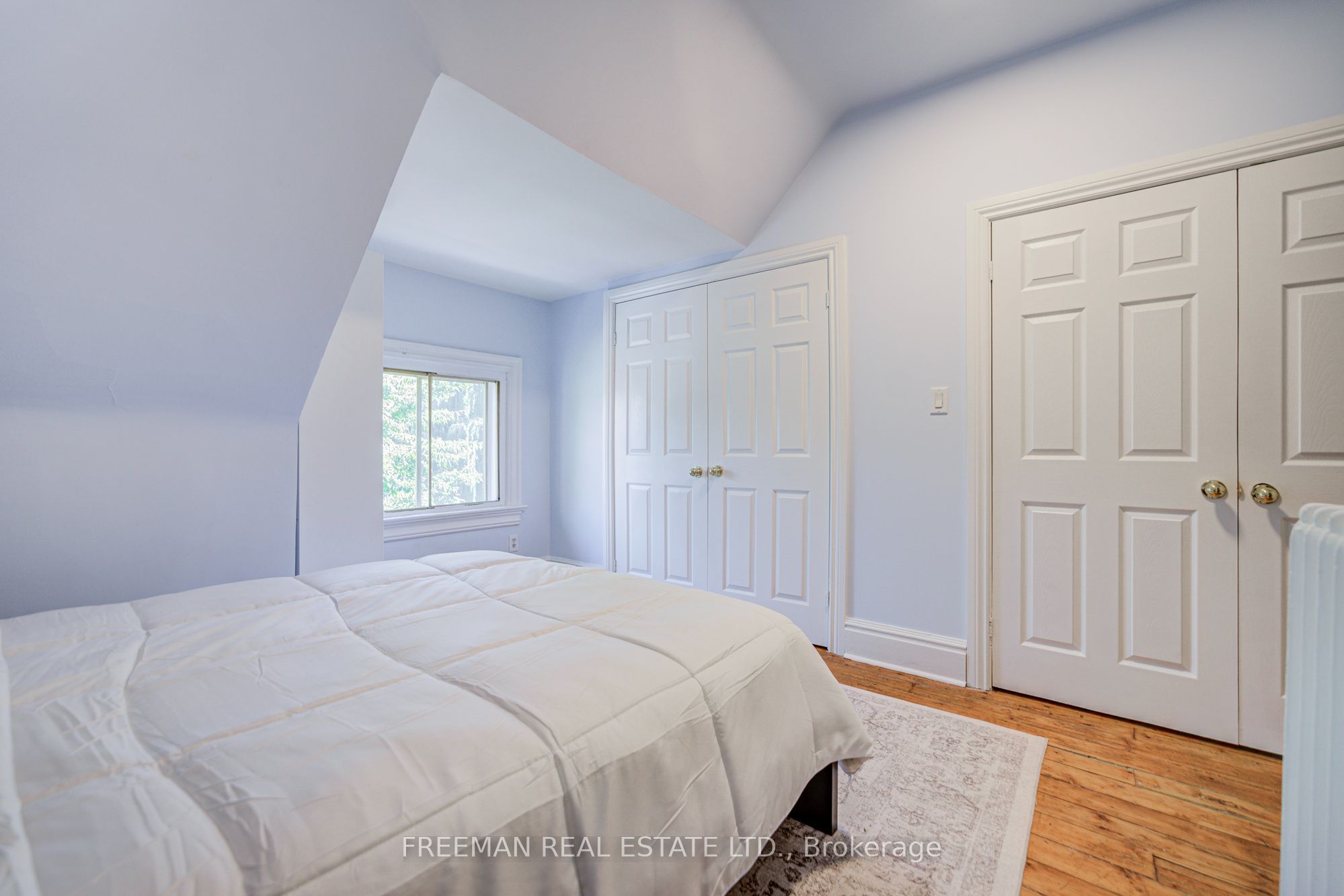 468 Markham Street Property Photo 36