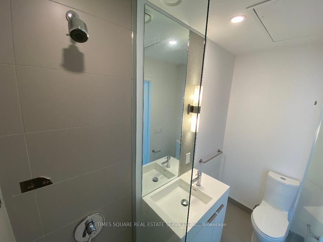 33 Helendale Avenue 2603 Property Photo 12