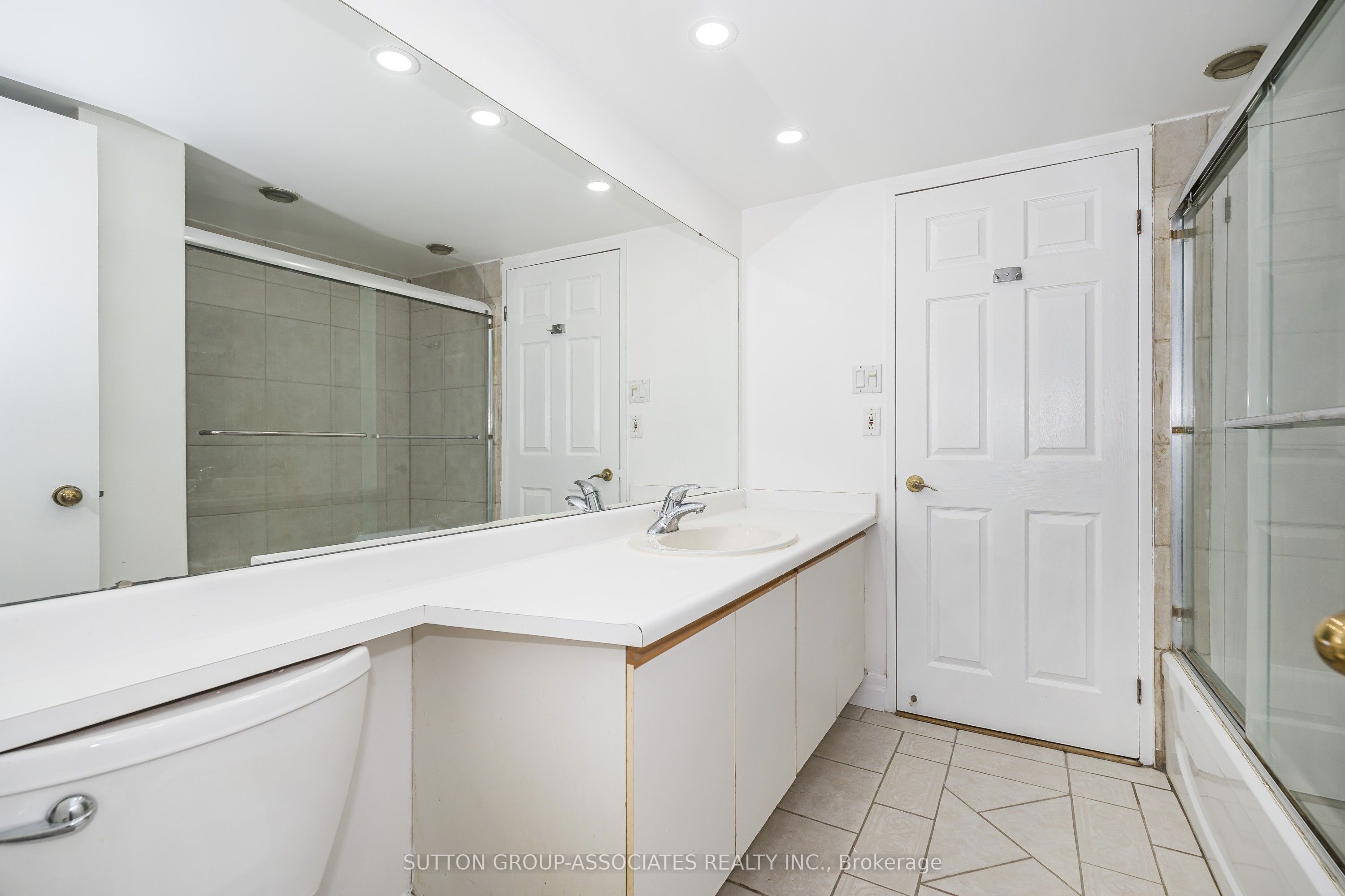65 Scadding Avenue 501 Property Photo 22