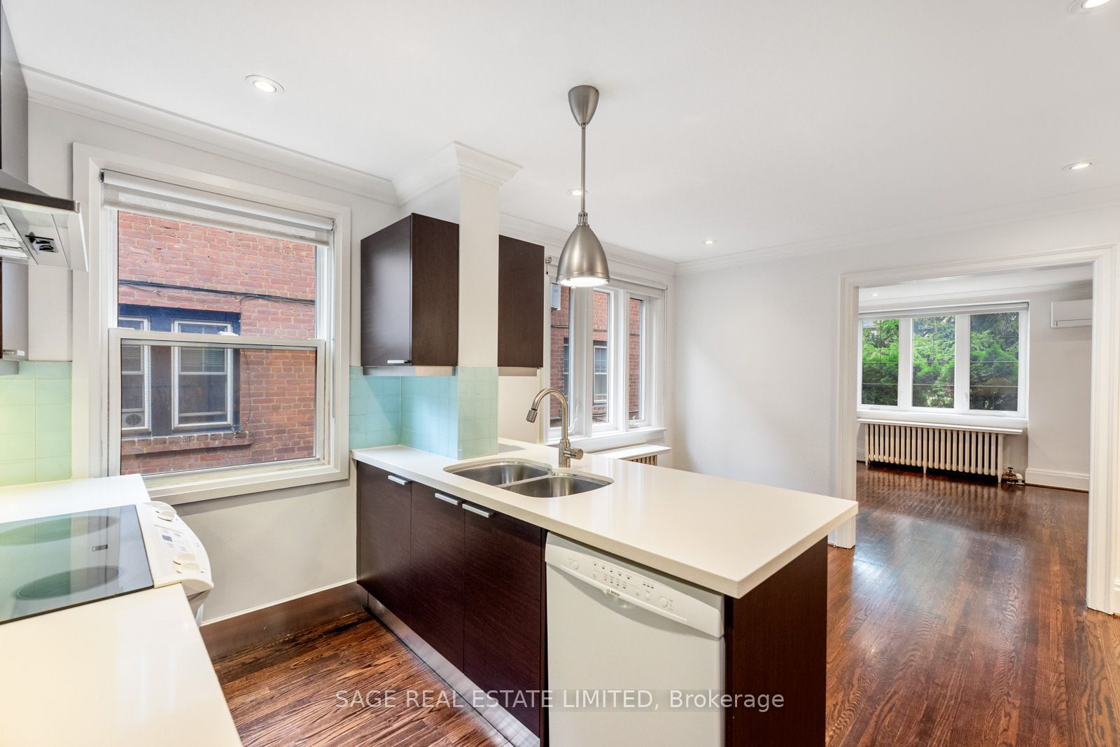 1208 Avenue Road A Property Photo 13