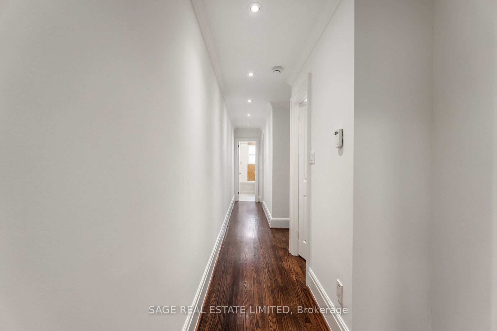 1208 Avenue Road A Property Photo 18