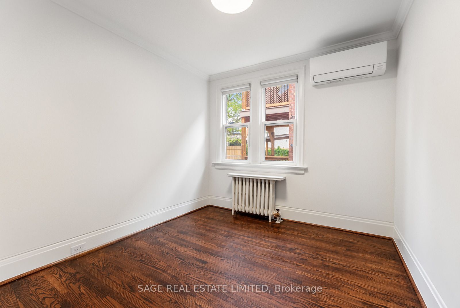 1208 Avenue Road A Property Photo 19