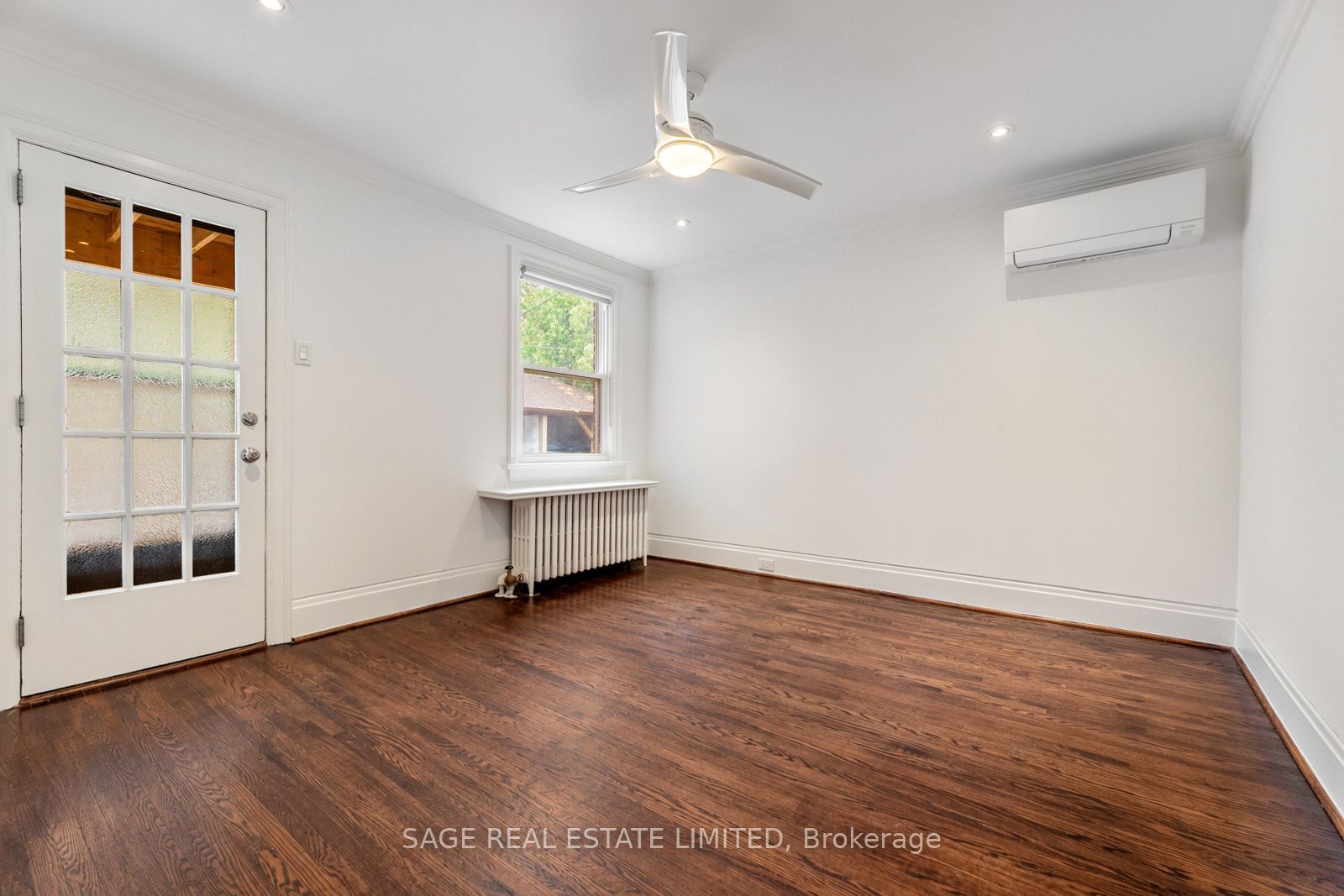 1208 Avenue Road A Property Photo 24