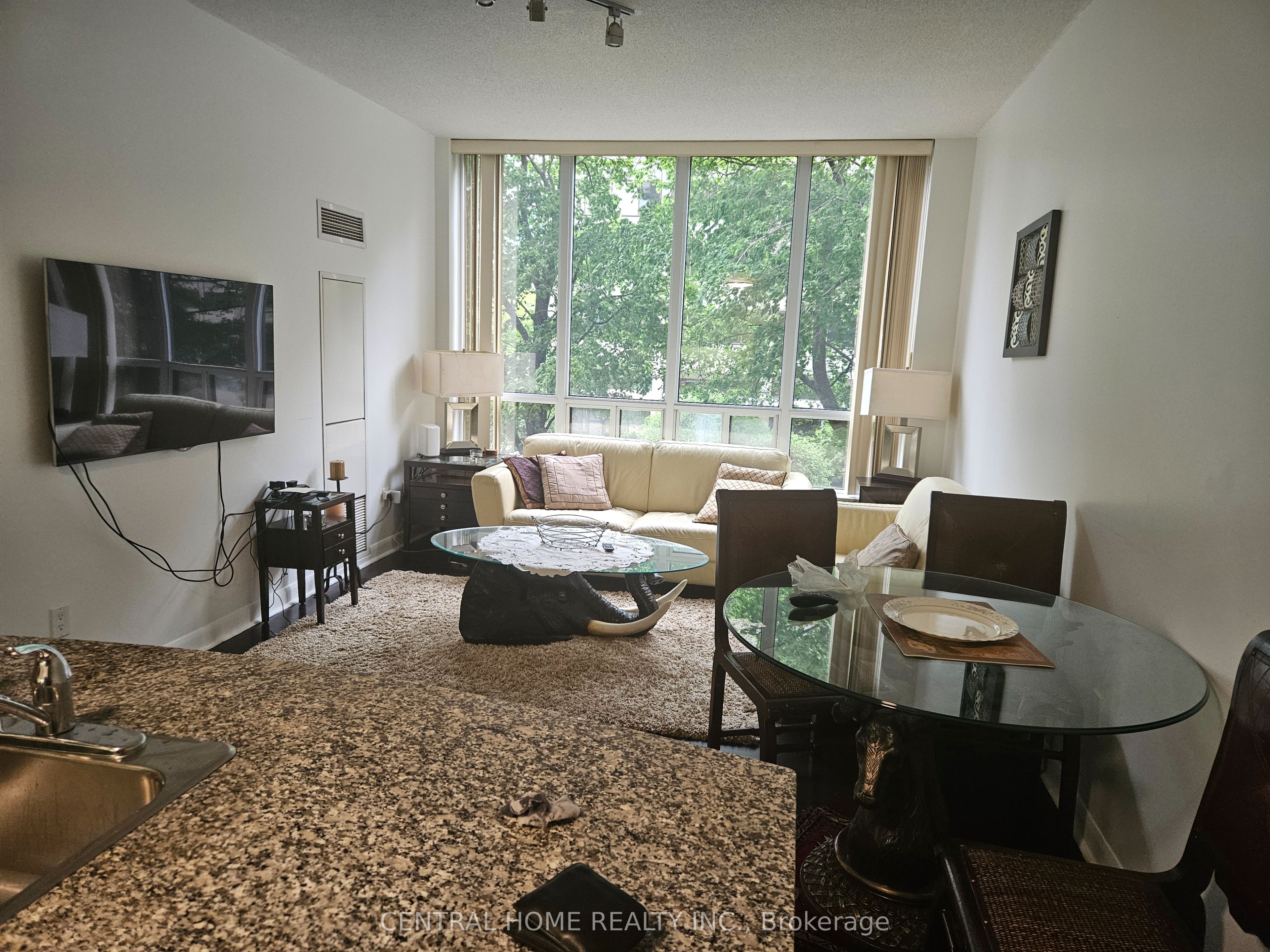 C13874344 Property Photo 4