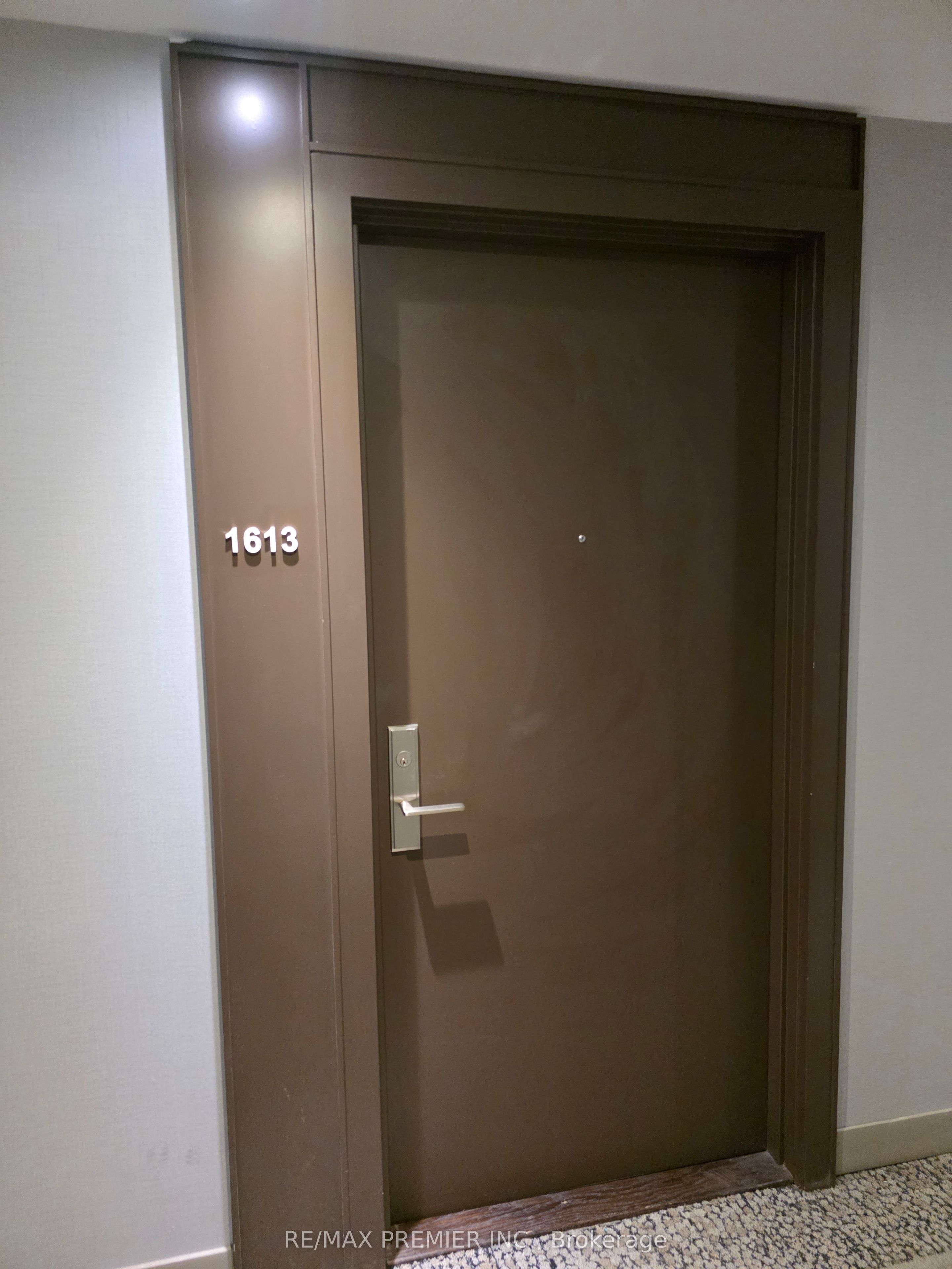 120 Parliament Street 1613 Property Photo 2