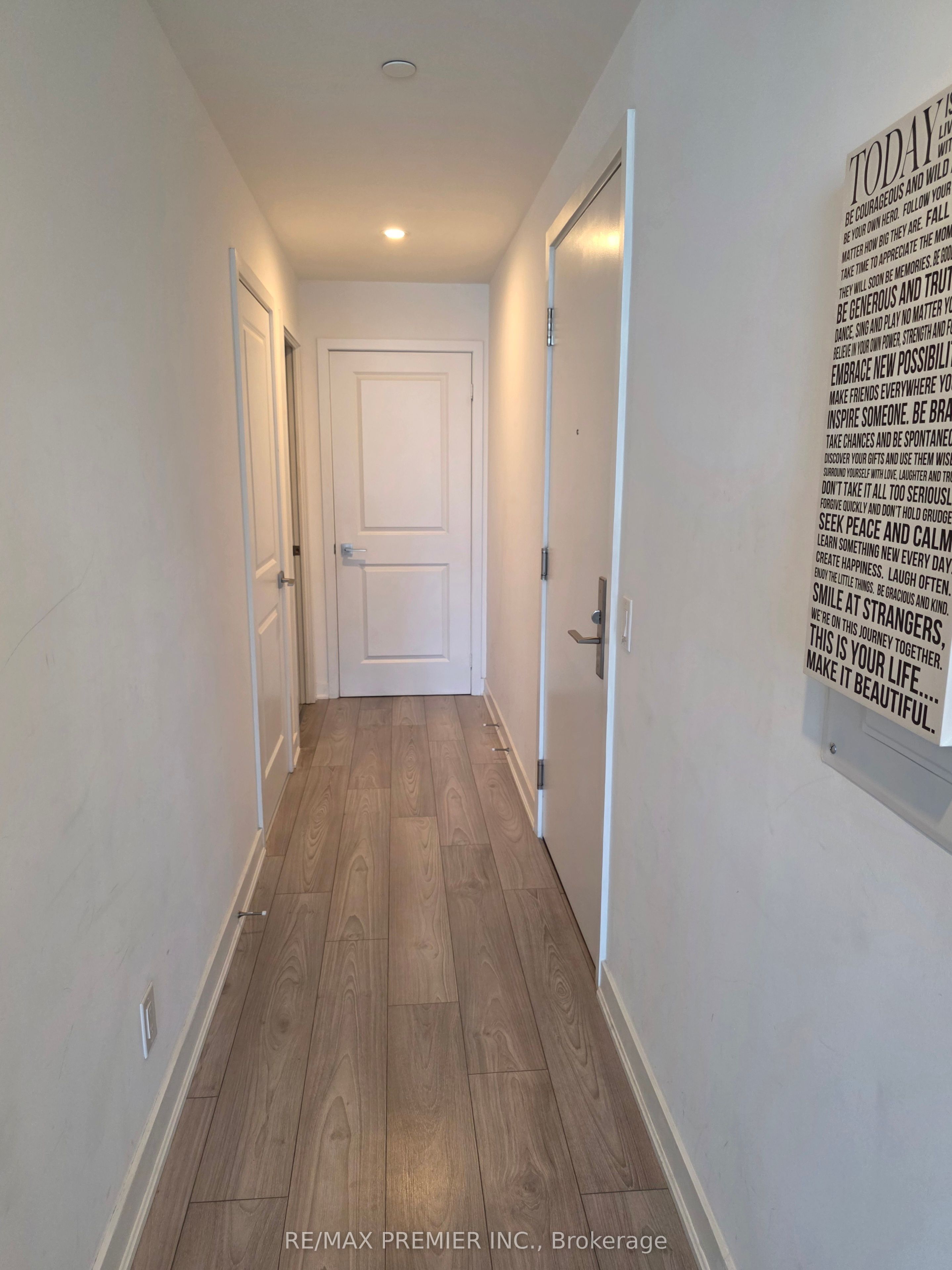 120 Parliament Street 1613 Property Photo 8