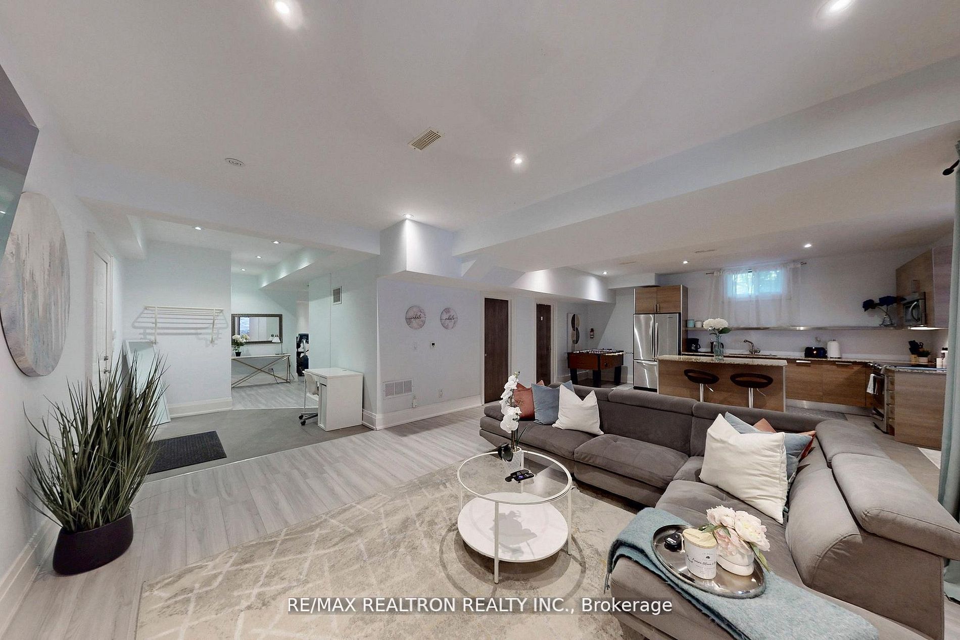 44 Tefley Road Basement Property Photo 3