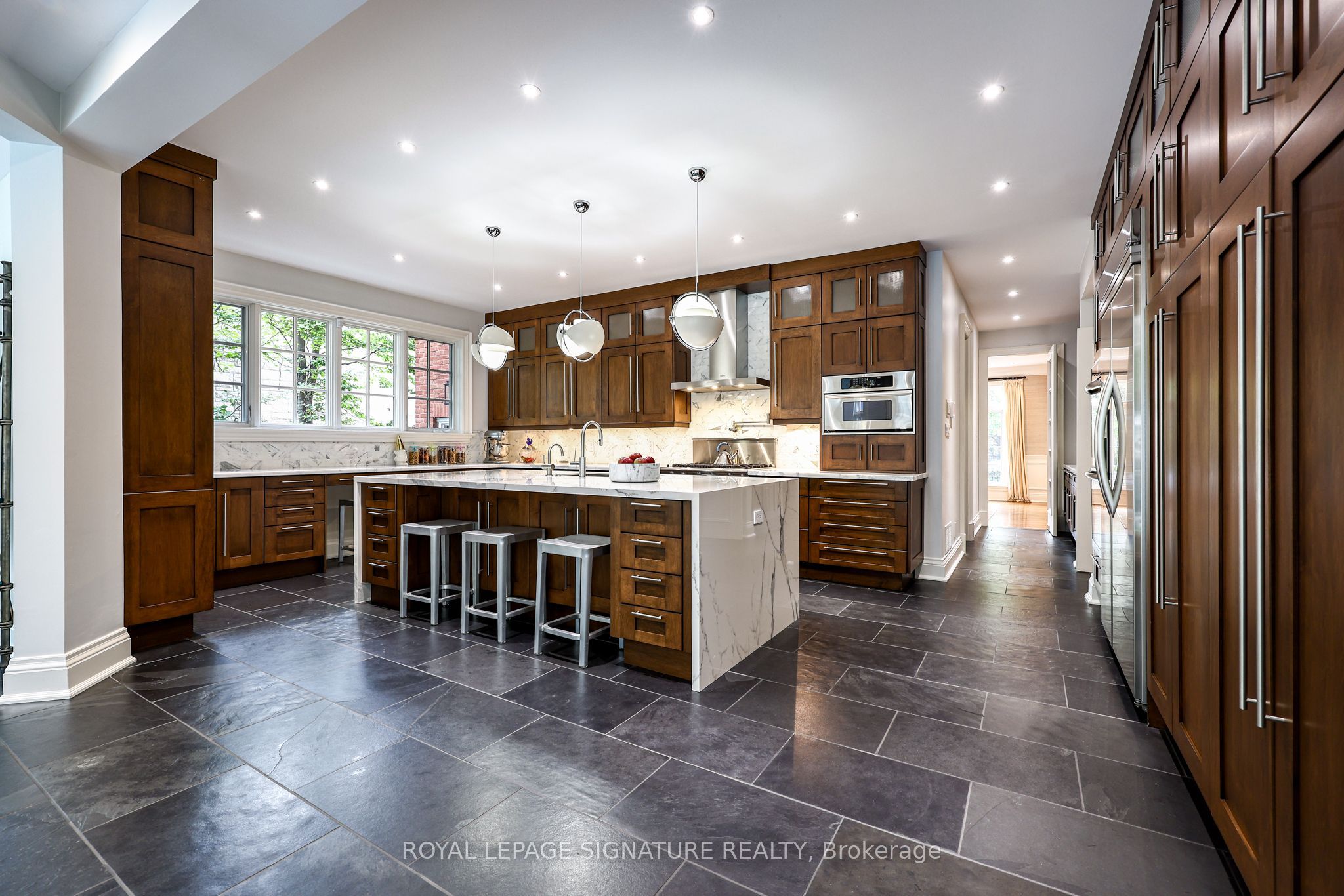 6 Vernham Avenue Property Photo 12