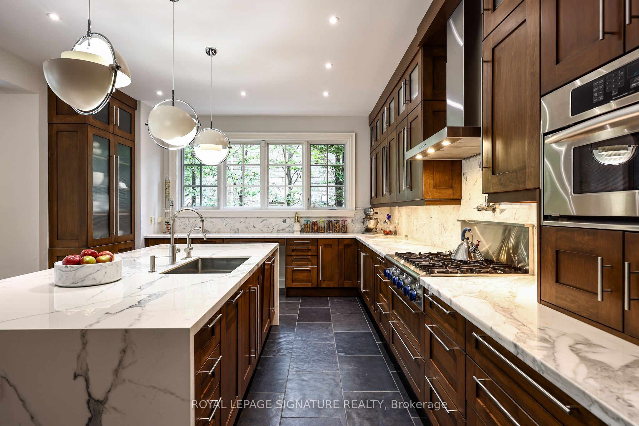 6 Vernham Avenue Property Photo 14