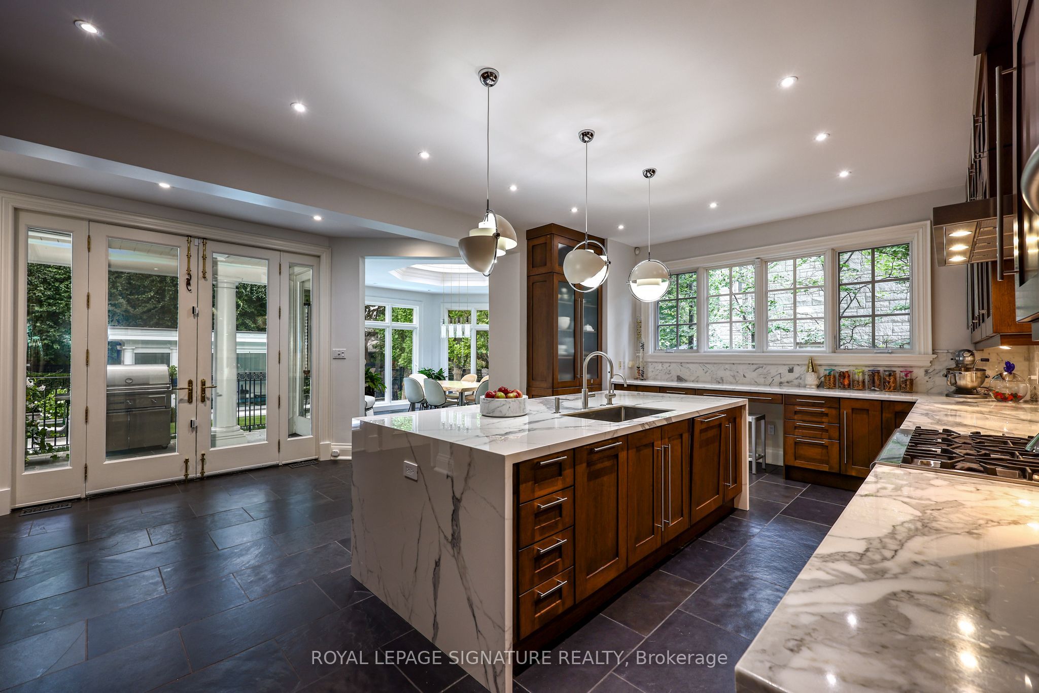 6 Vernham Avenue Property Photo 17