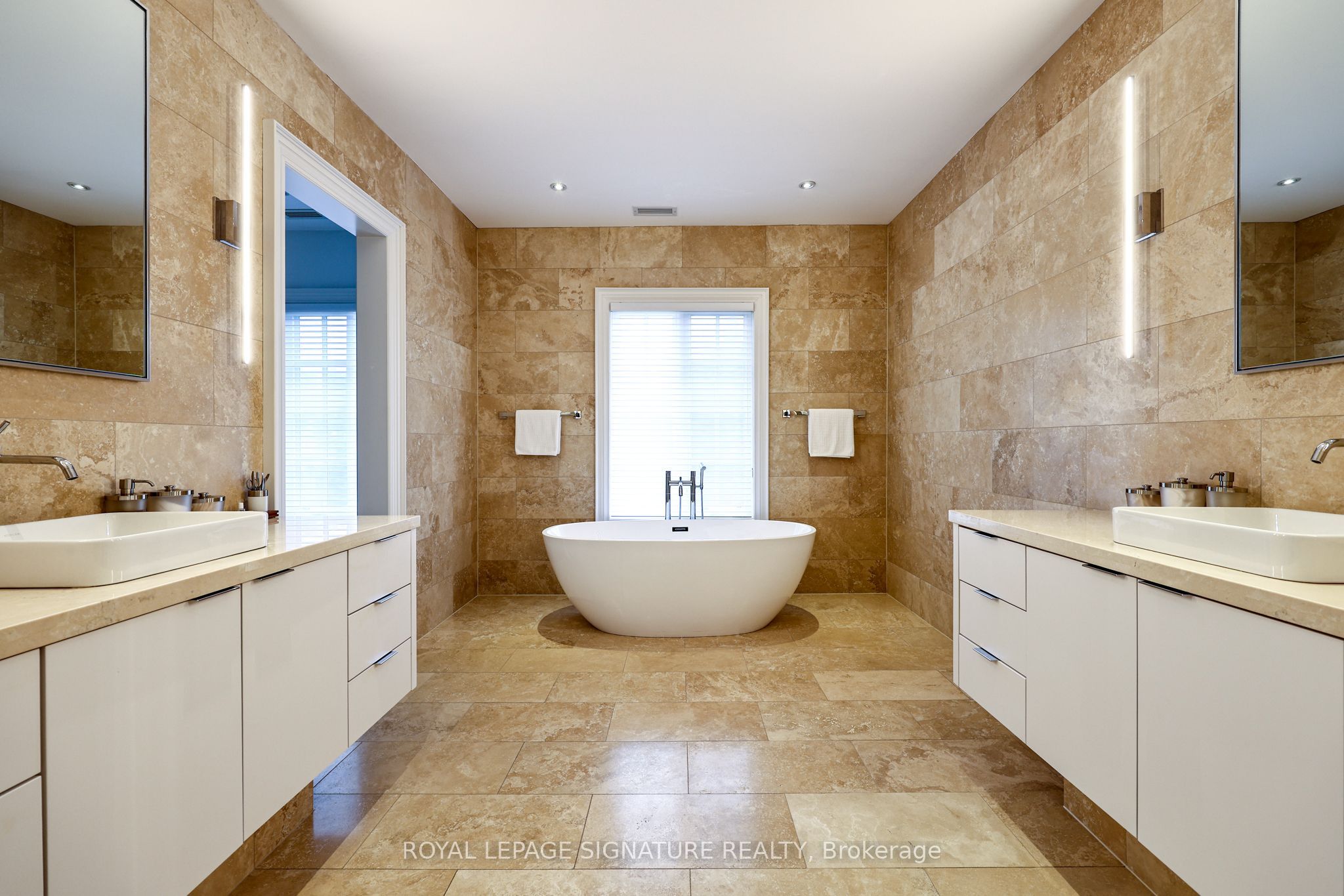 6 Vernham Avenue Property Photo 28