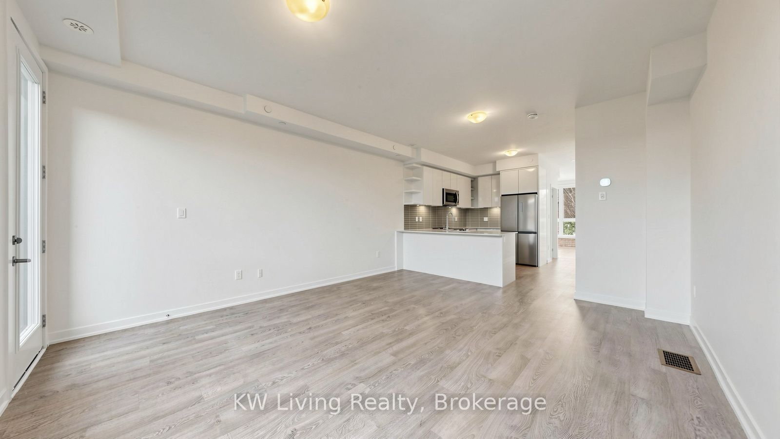 106 Green Gardens Boulevard Upper Property Photo 1