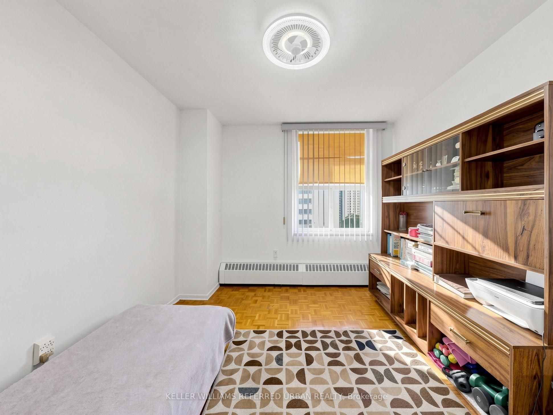 10 Parkway Forest Drive 1111 Property Photo 18
