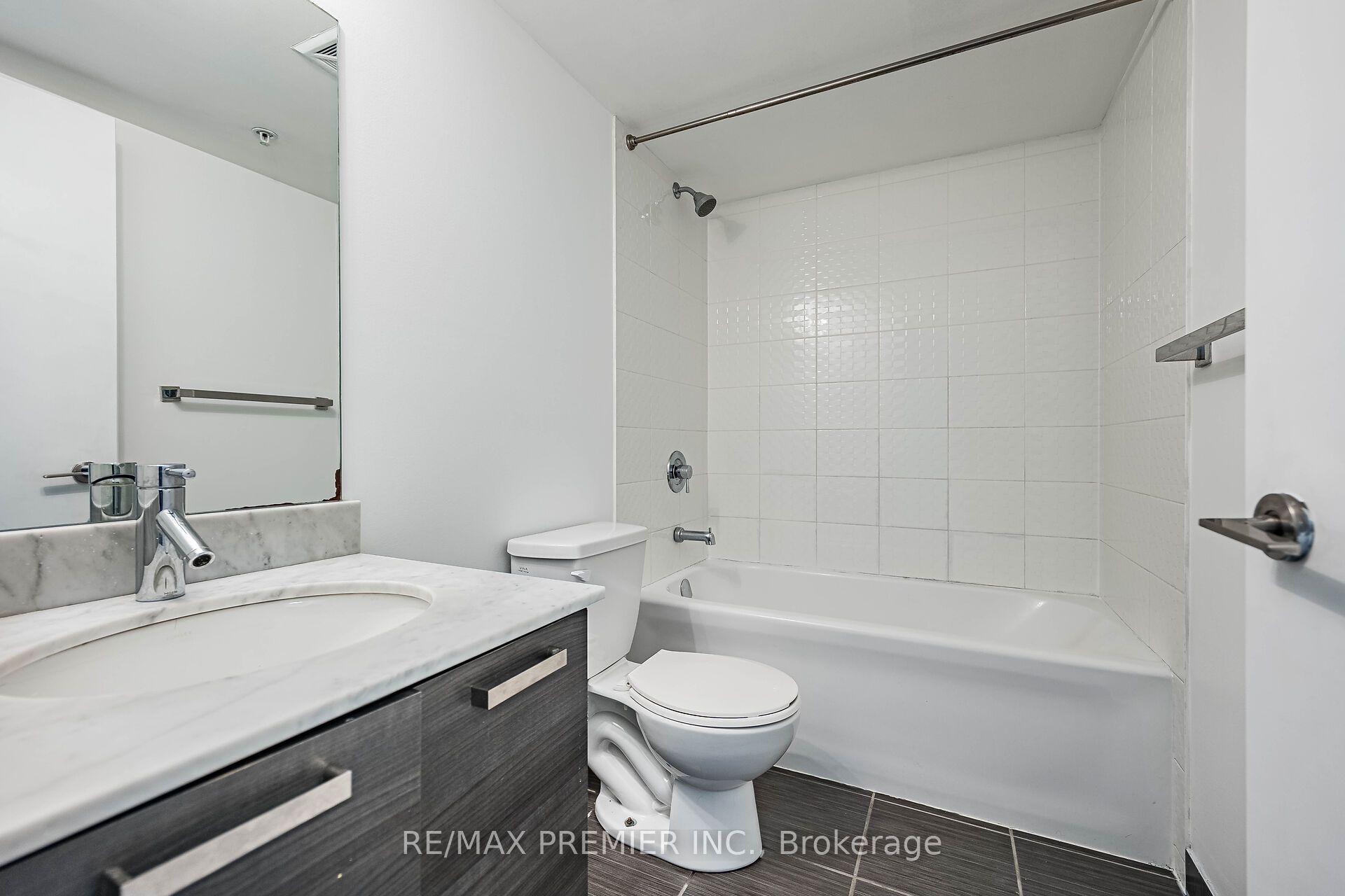 68 Abell Street 808 Property Photo 18