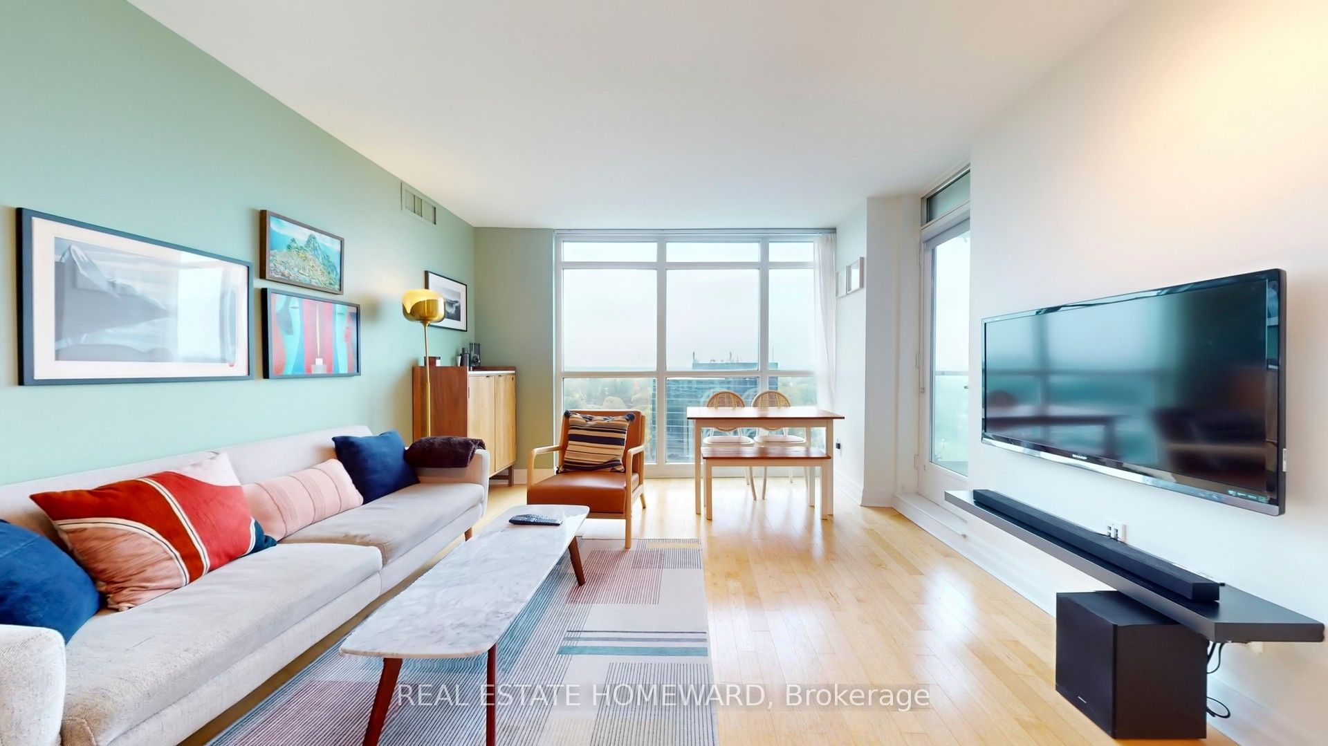 30 Harrison Garden Boulevard 1207 Property Photo 8