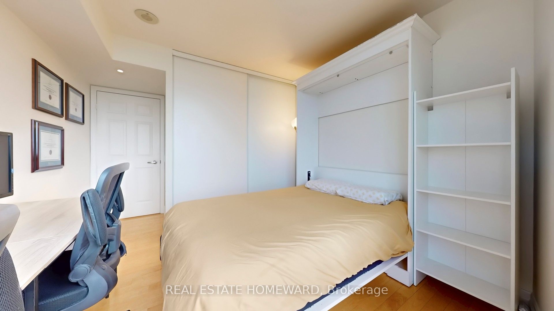 30 Harrison Garden Boulevard 1207 Property Photo 26