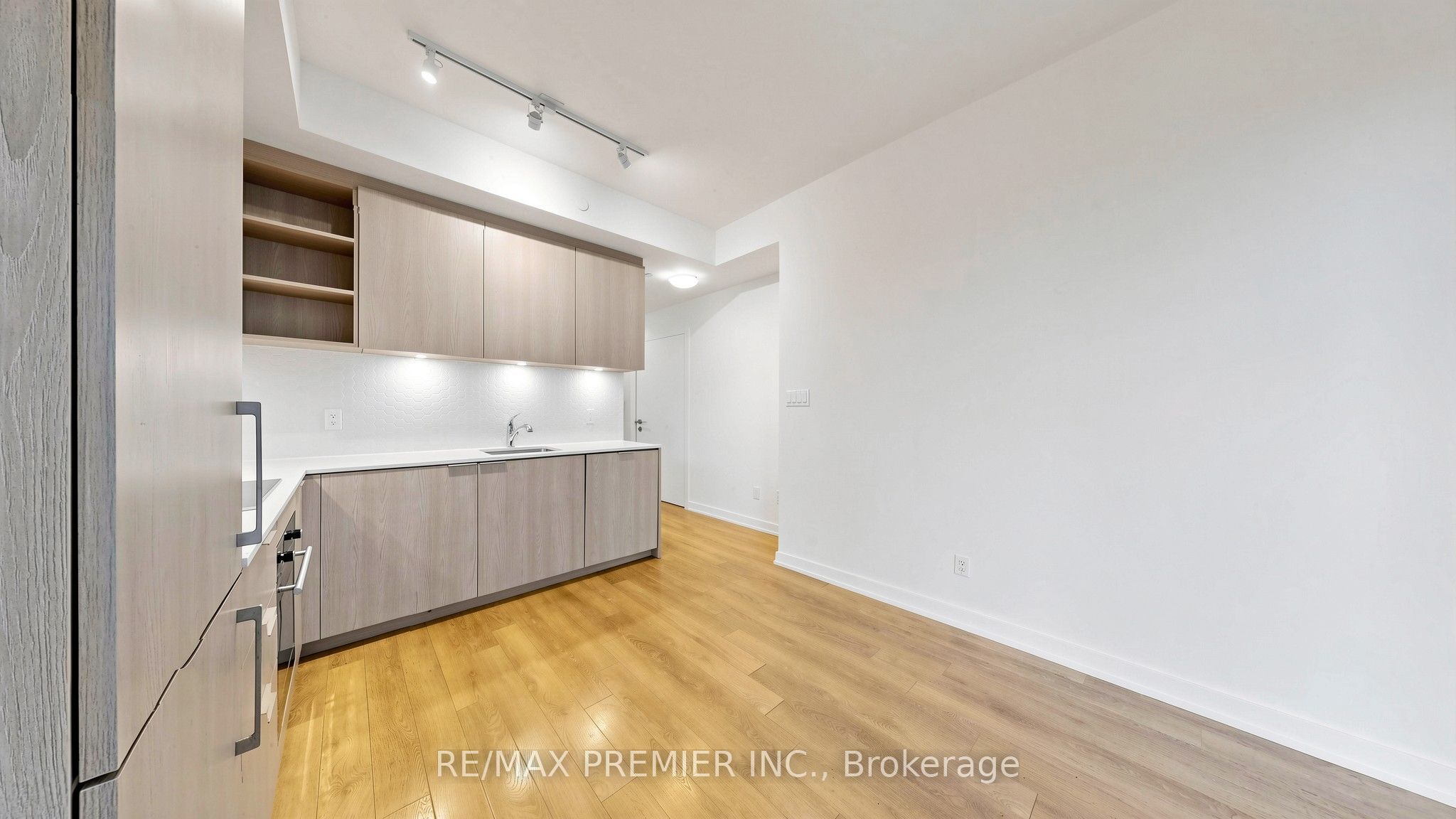 50 Ordnance Street 1105 Property Photo 24
