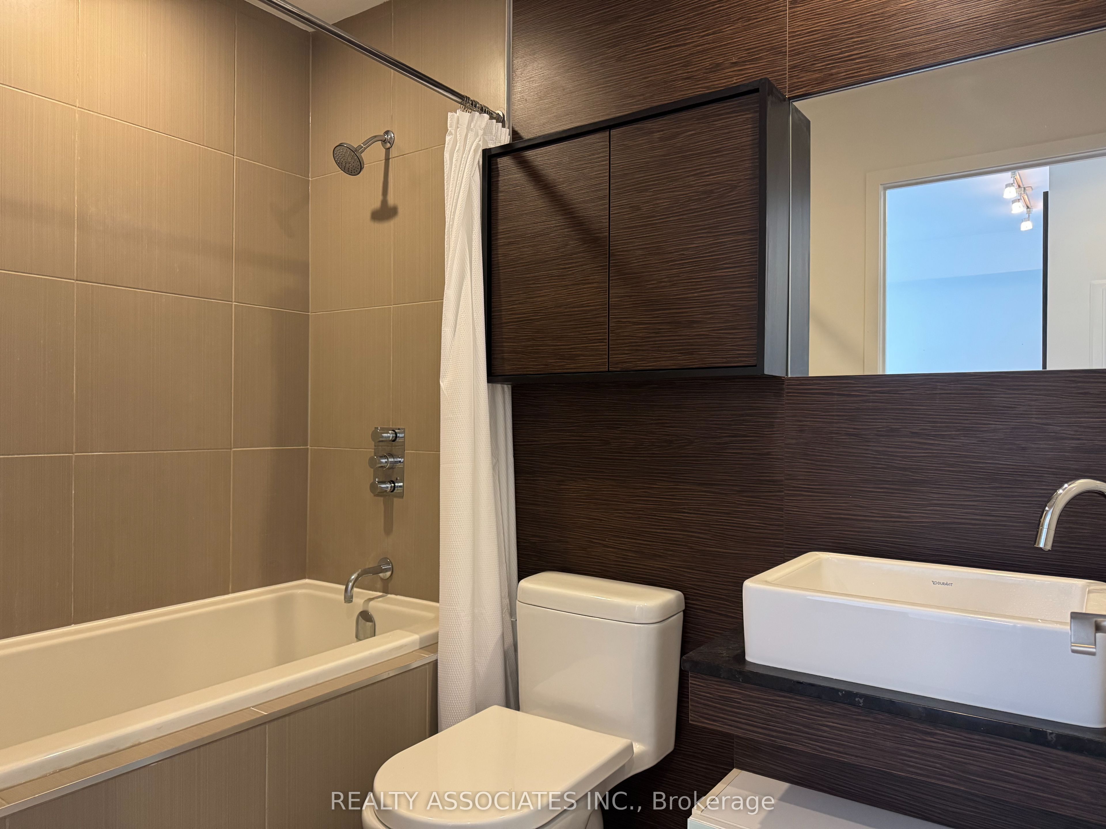 75 St Nicholas Street 1605 Property Photo 7