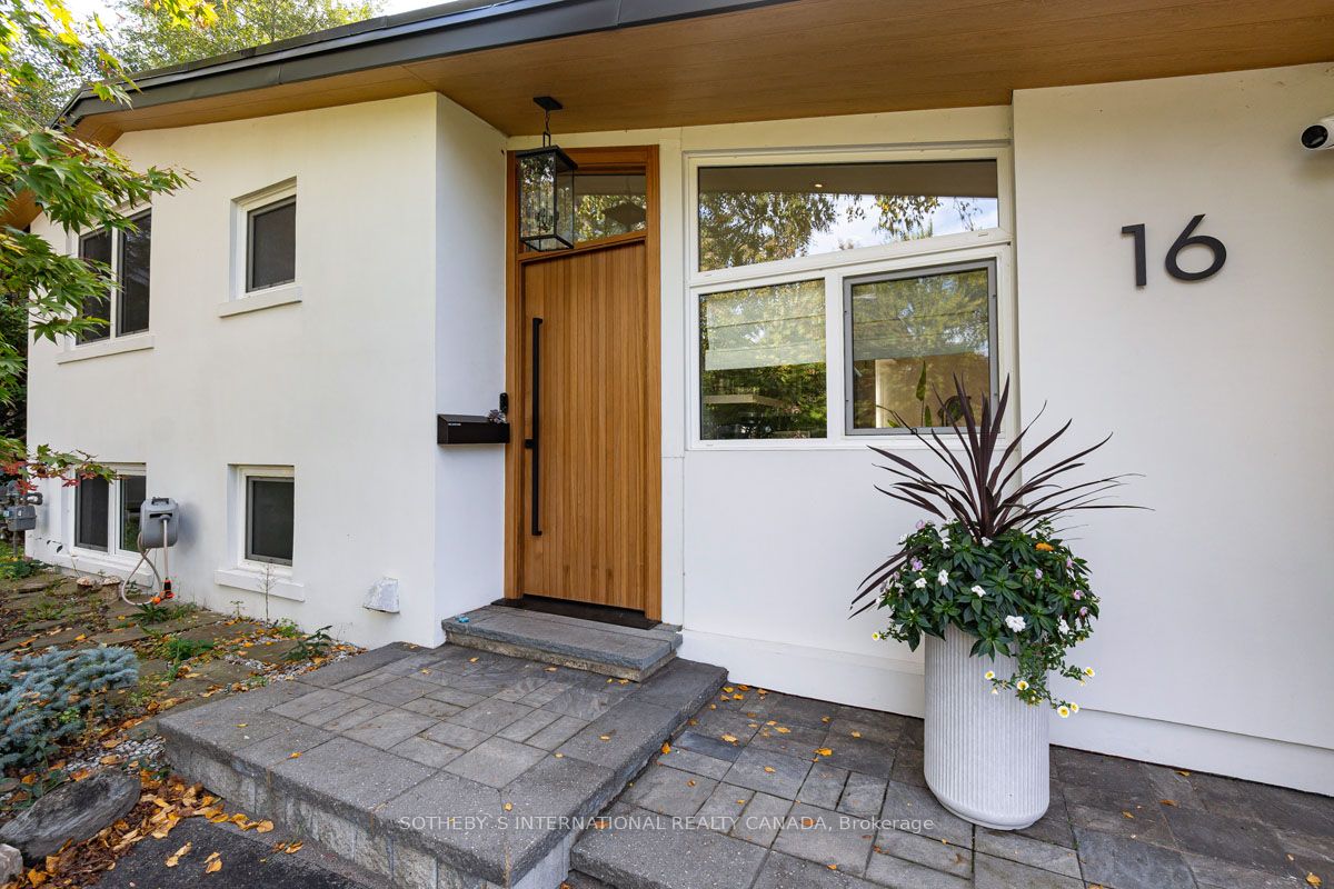 16 Legato Court Property Photo 2
