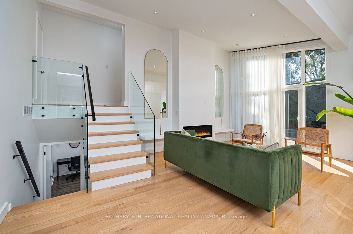 16 Legato Court Property Photo 7
