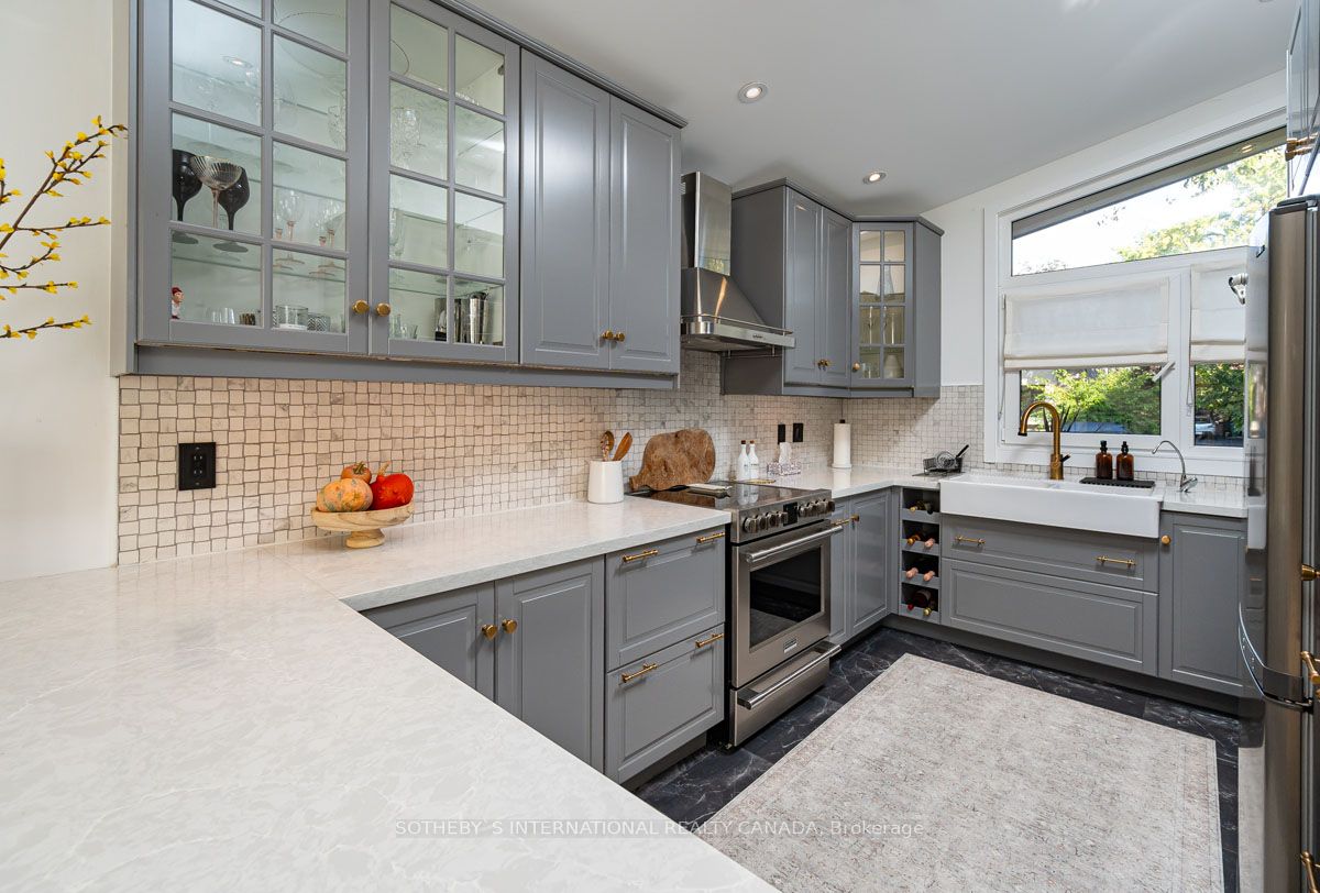 16 Legato Court Property Photo 11