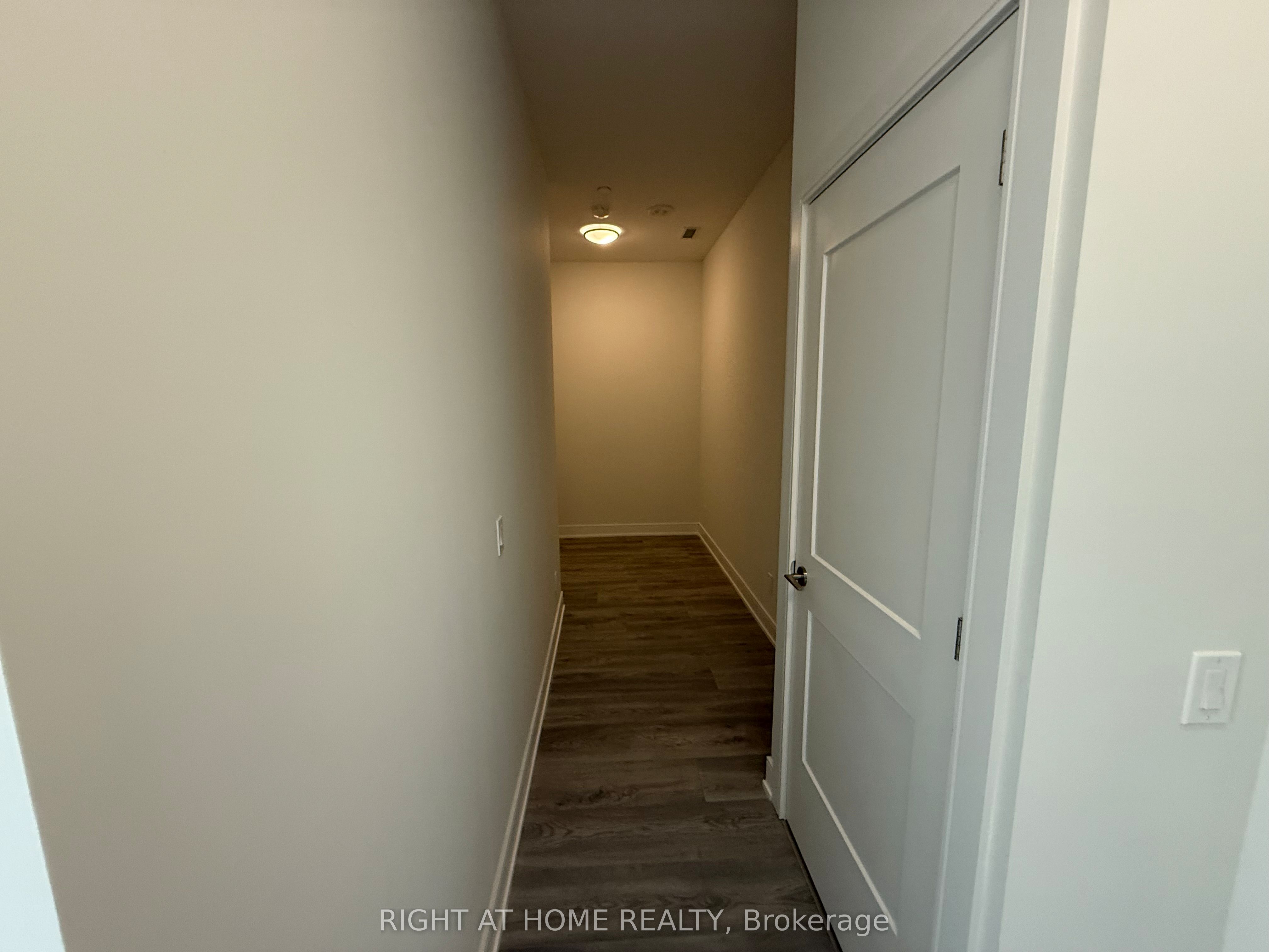 15 Ellerslie Avenue Ph03 Property Photo 13
