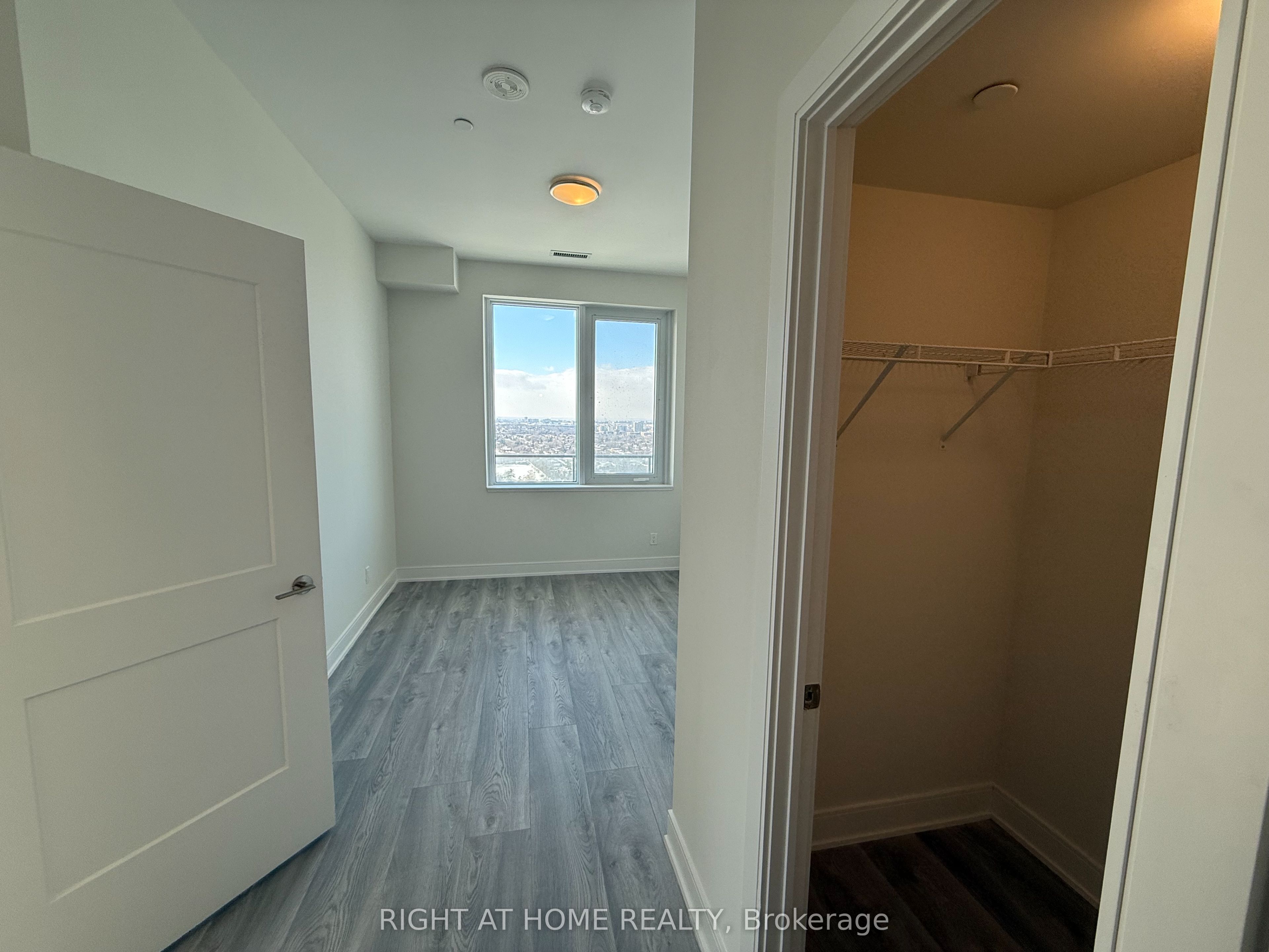 15 Ellerslie Avenue Ph03 Property Photo 15