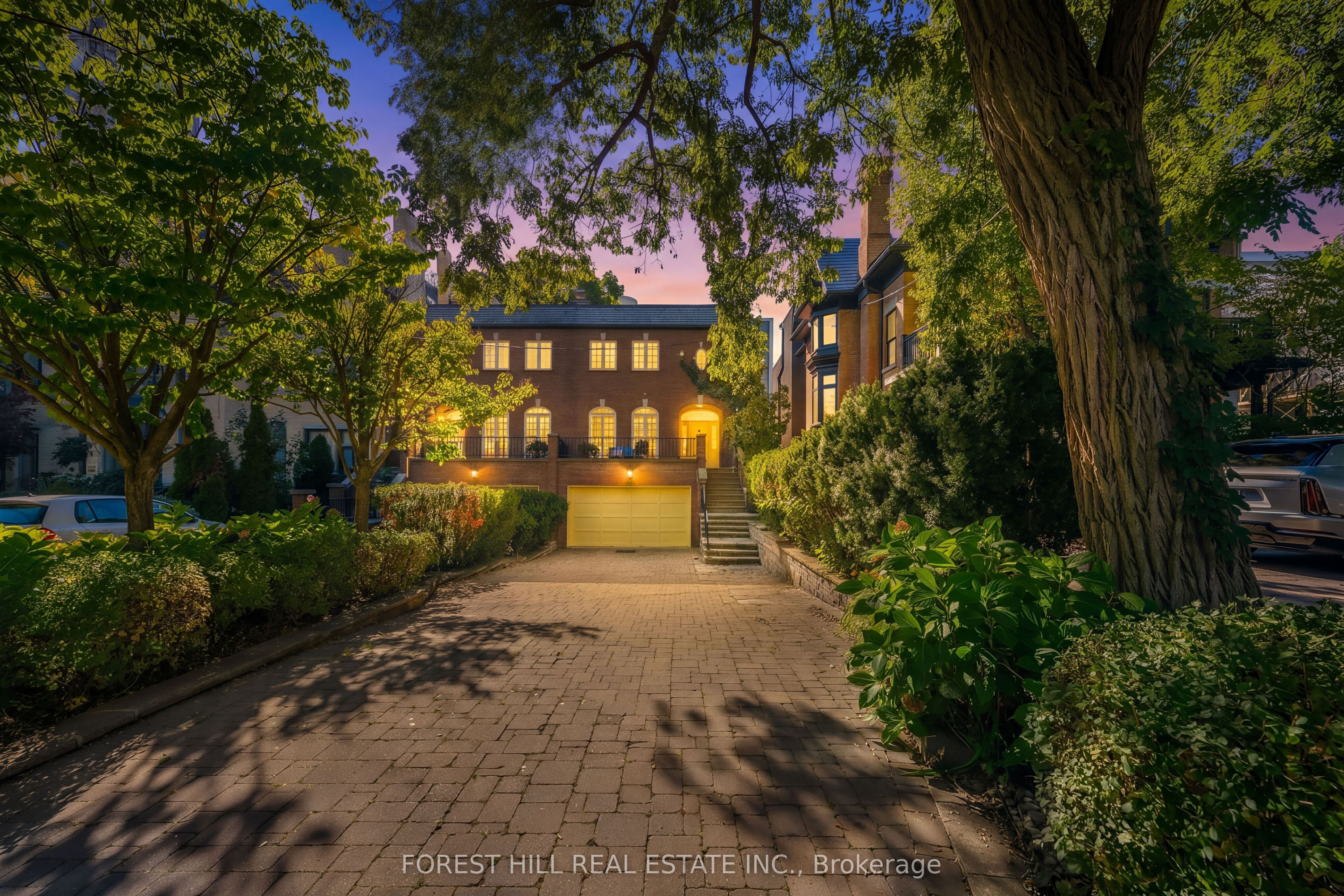 45 Heath Street W Property Photo 1