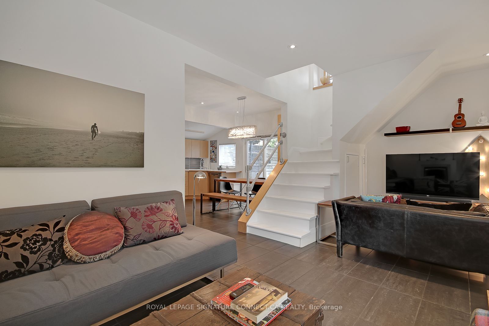 7 Ways Lane Property Photo 2