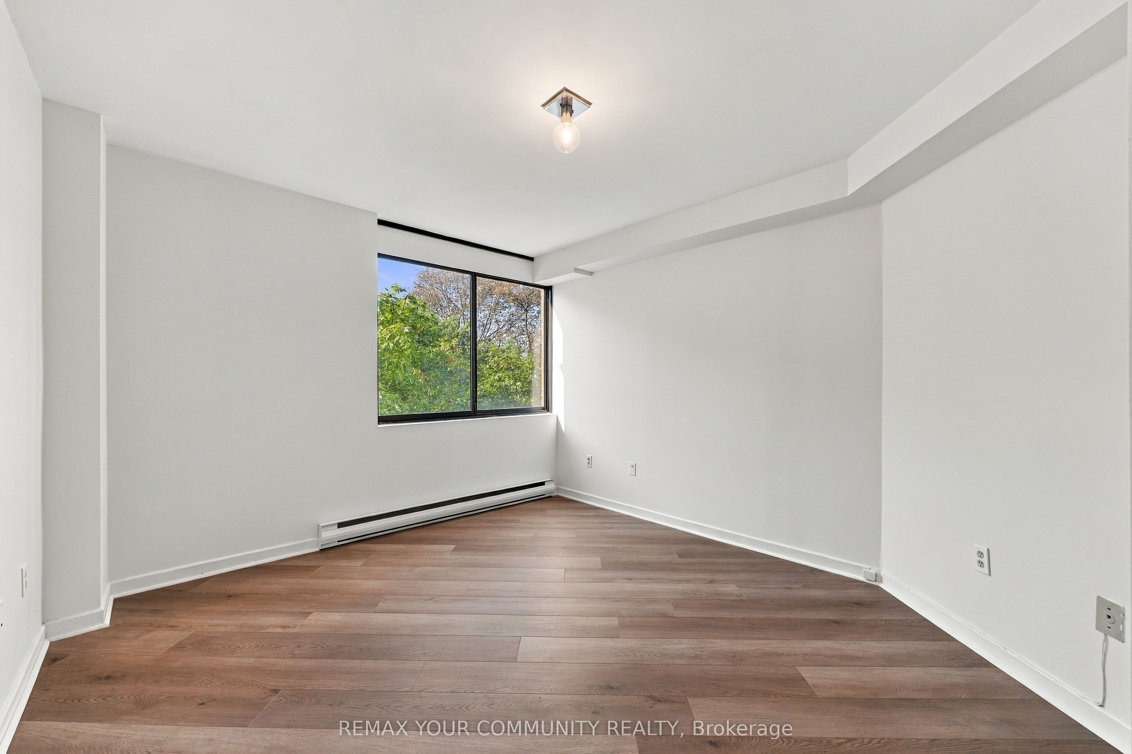 349 St Clair Avenue W 410 Property Photo 20