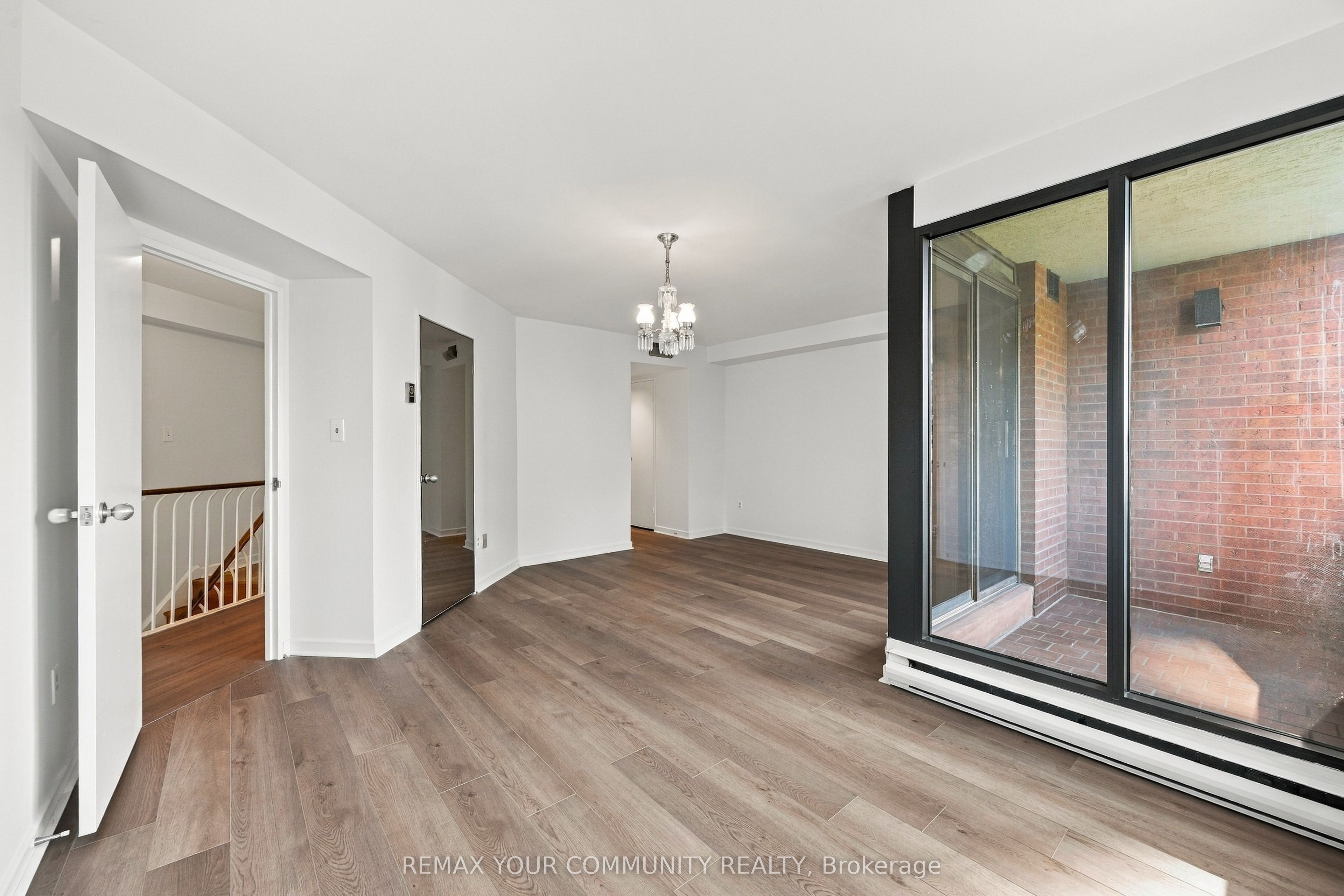 349 St Clair Avenue W 410 Property Photo 24
