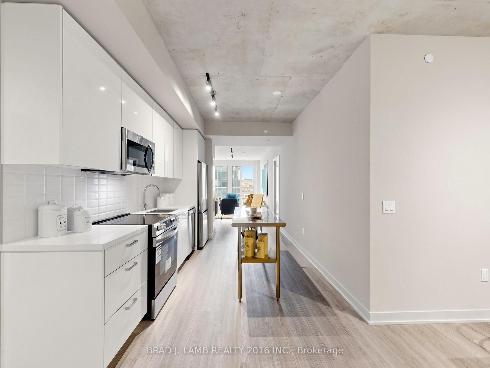 284 King Street E 404 Property Photo 11