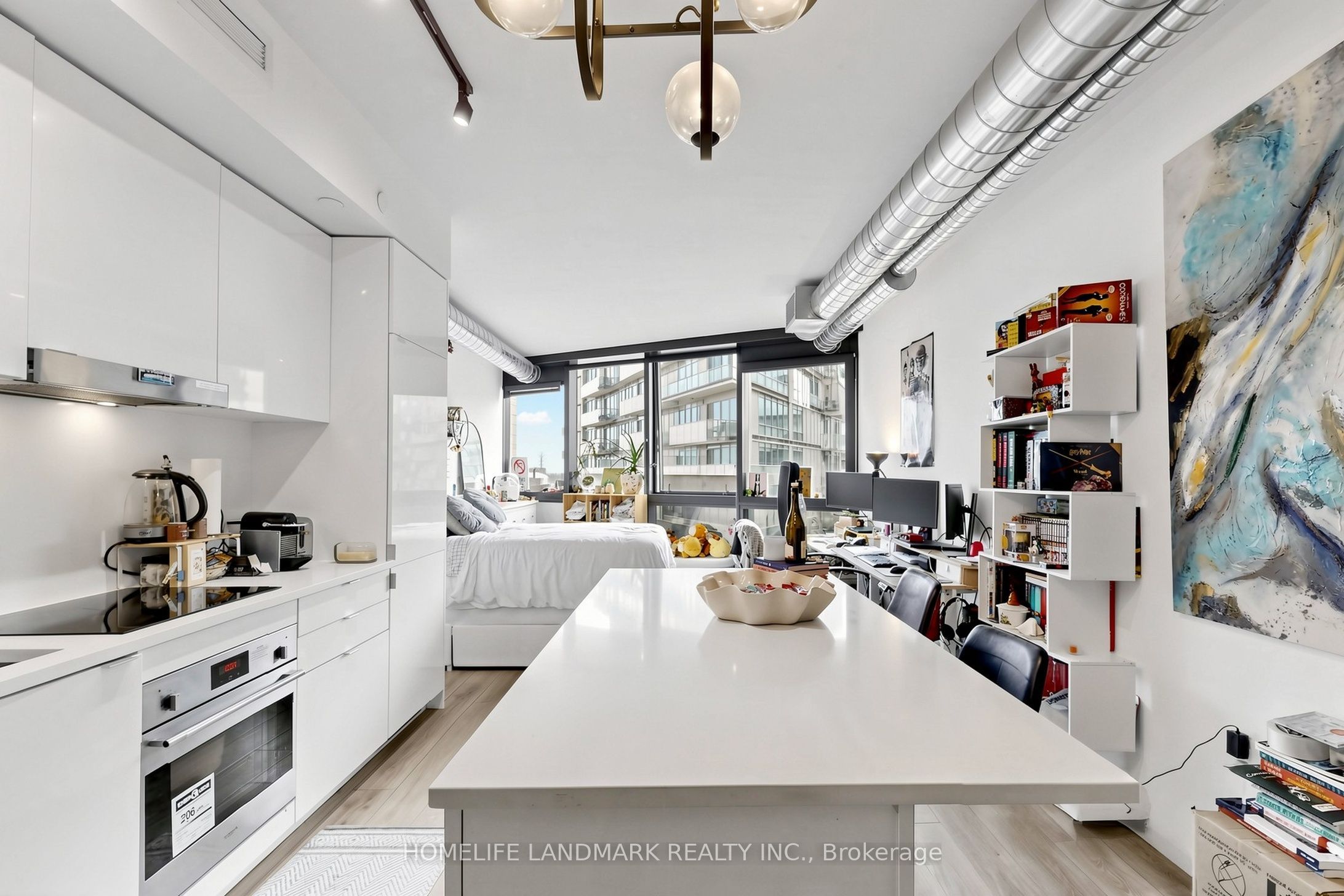 21 Lawren Harris Square 801 Property Photo 10