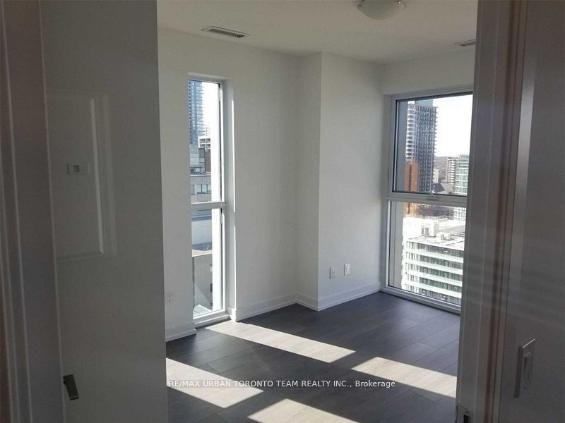 125 Redpath Avenue 2405 Property Photo 10