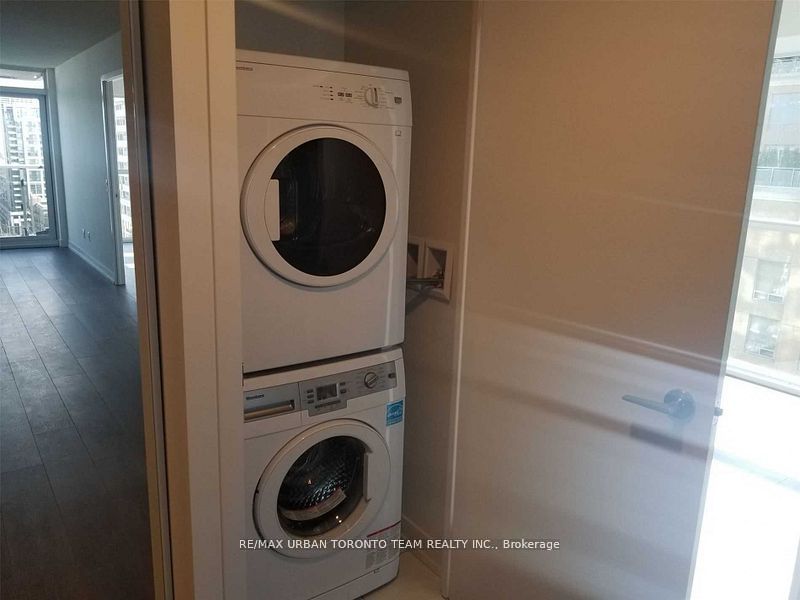 125 Redpath Avenue 2405 Property Photo 11