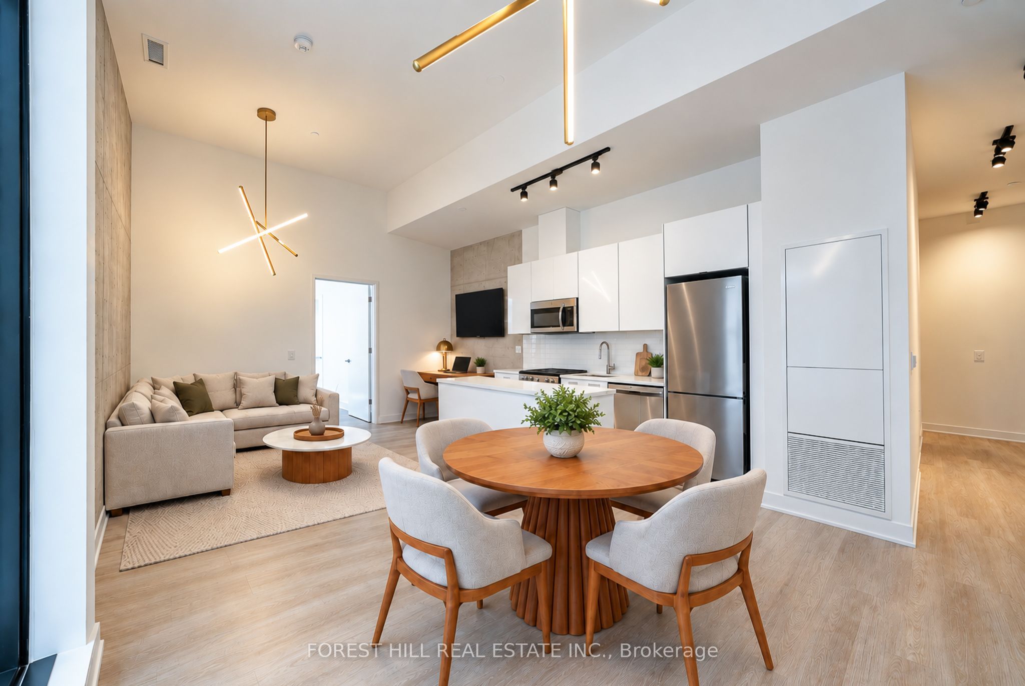 284 King Street E 201 Property Photo 4