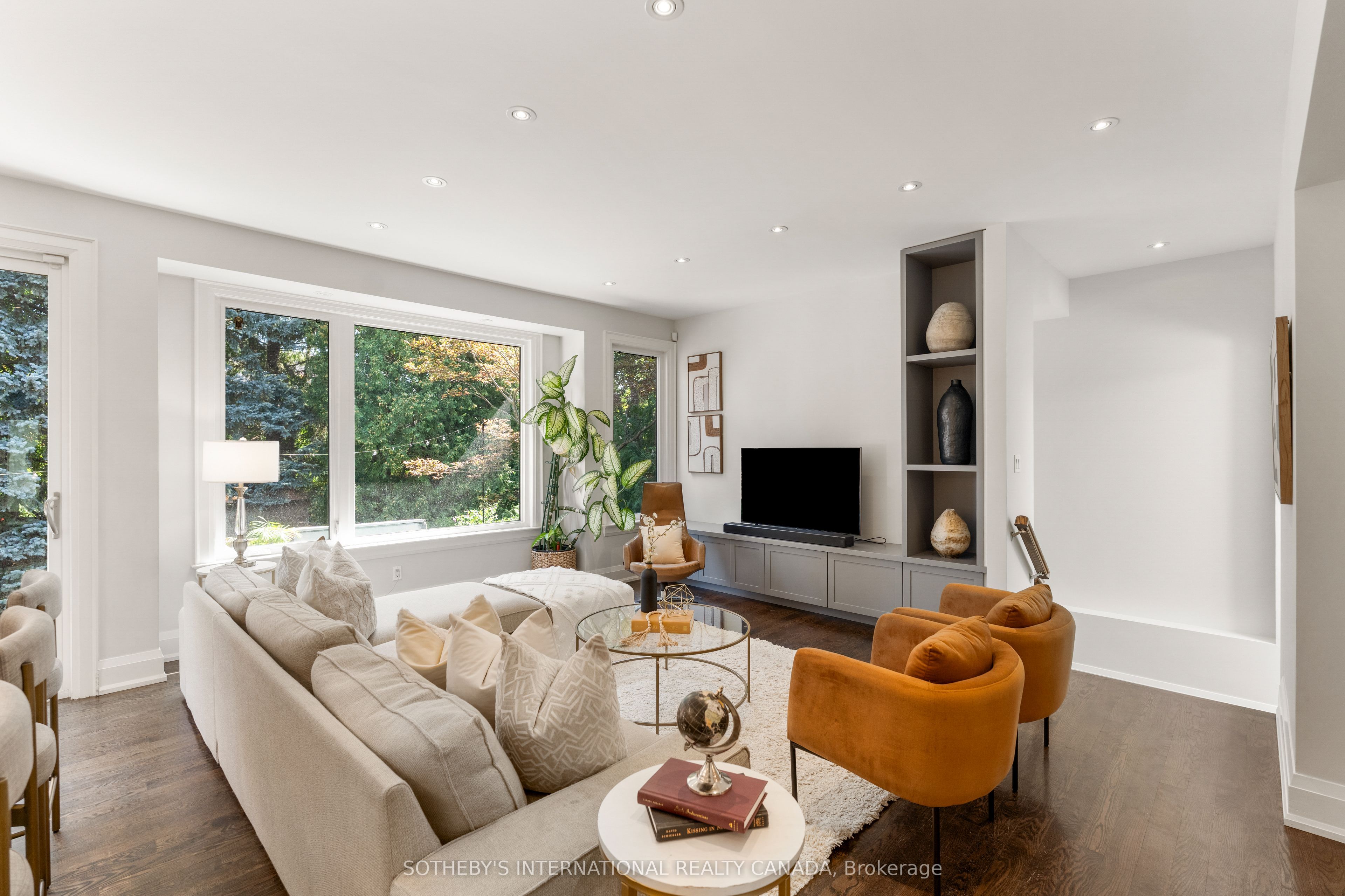 35 Belgrave Avenue Property Photo 10