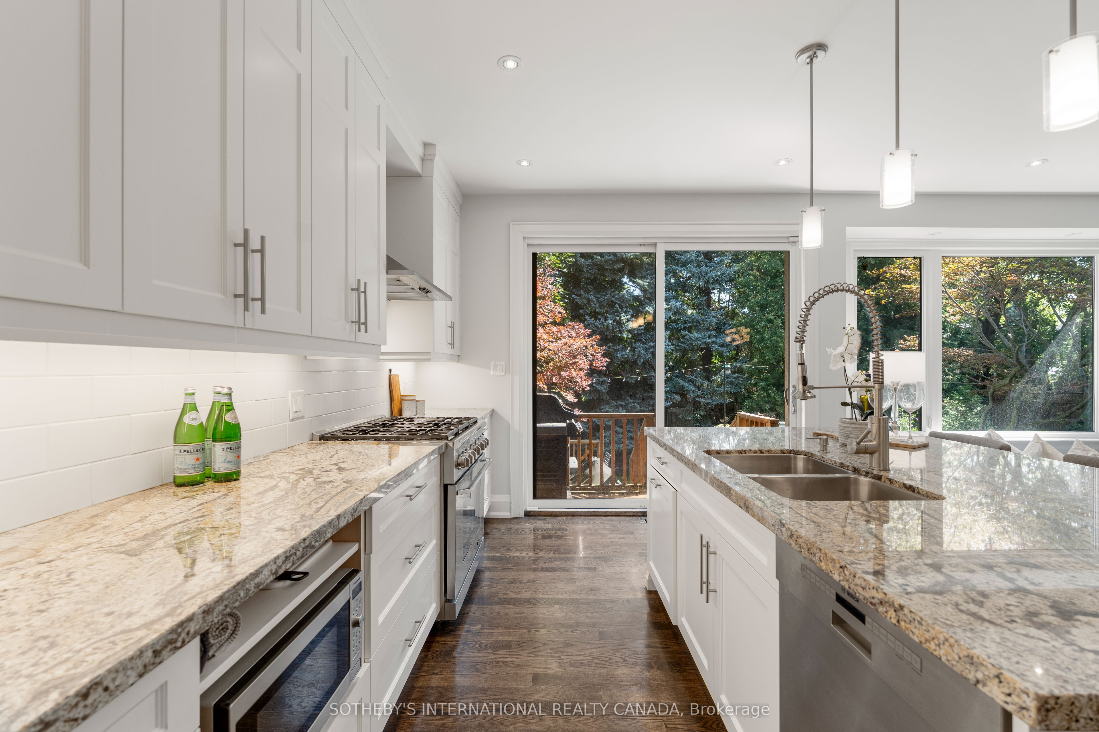 35 Belgrave Avenue Property Photo 18
