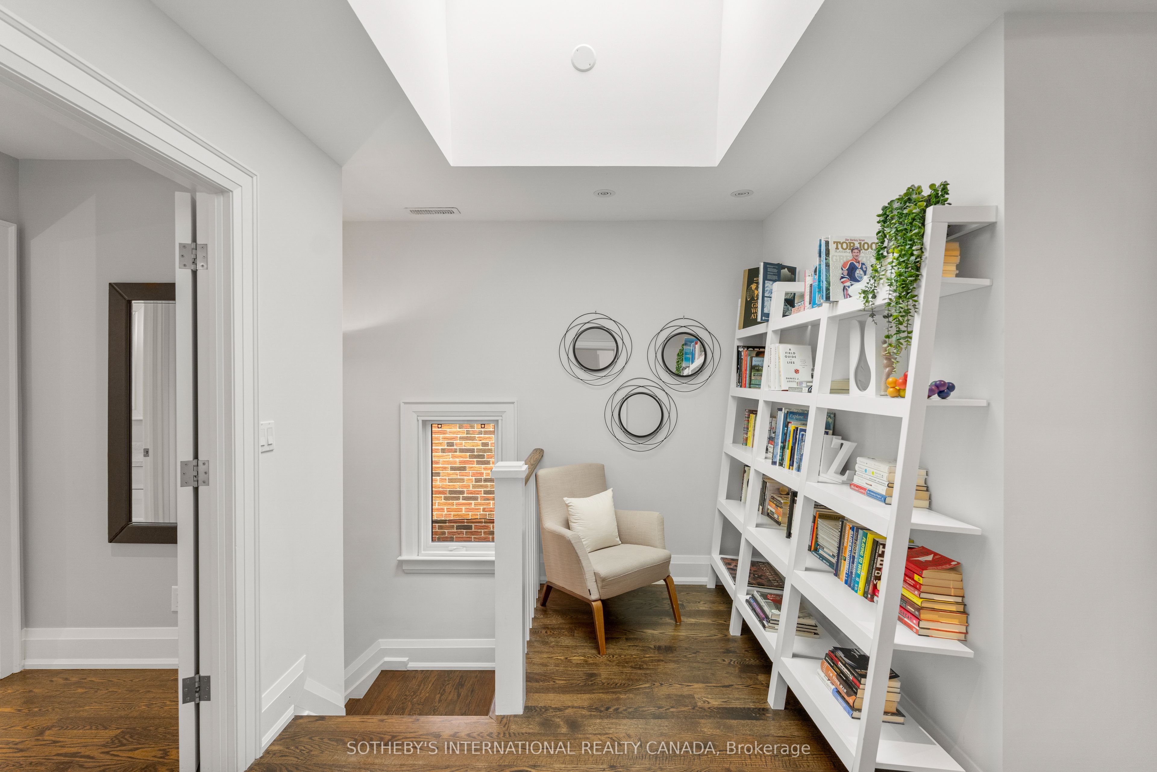 35 Belgrave Avenue Property Photo 21