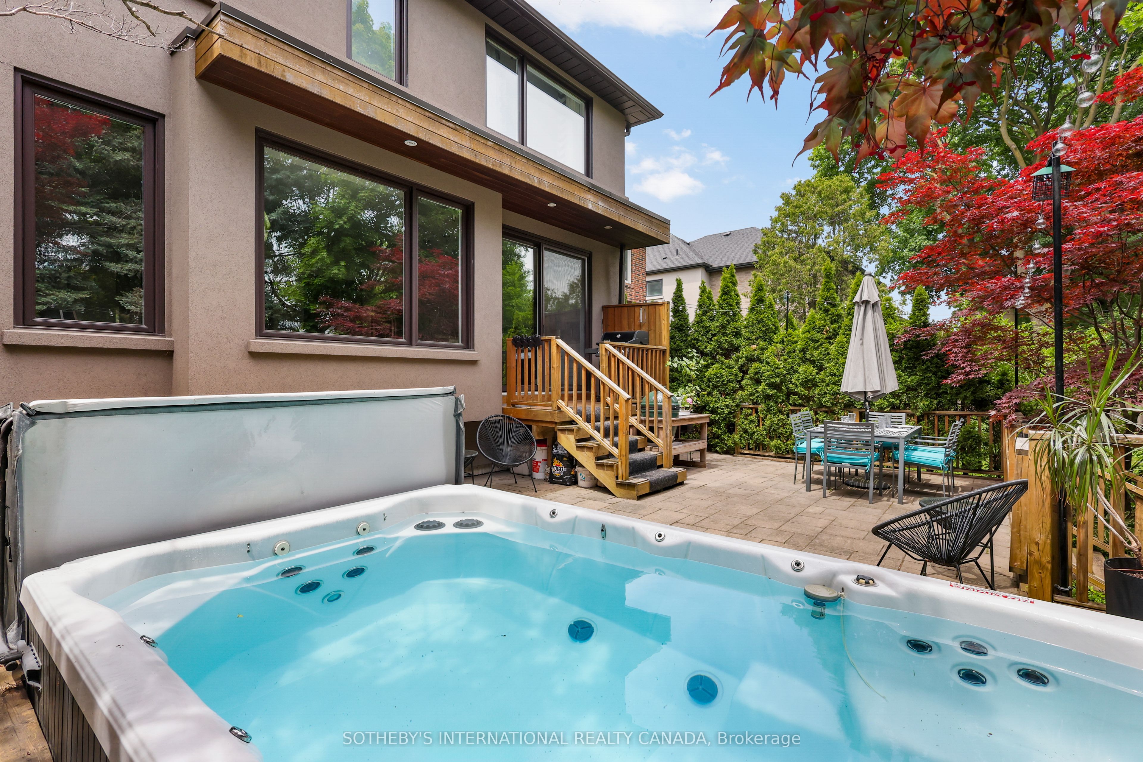35 Belgrave Avenue Property Photo 43