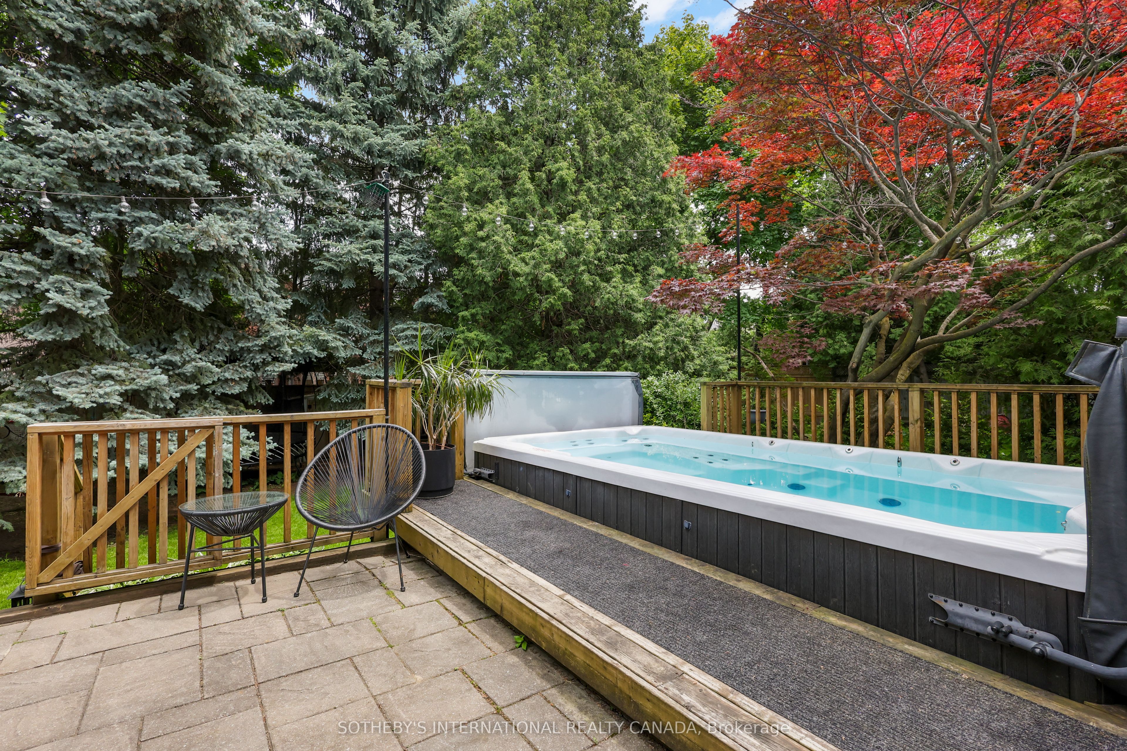 35 Belgrave Avenue Property Photo 45