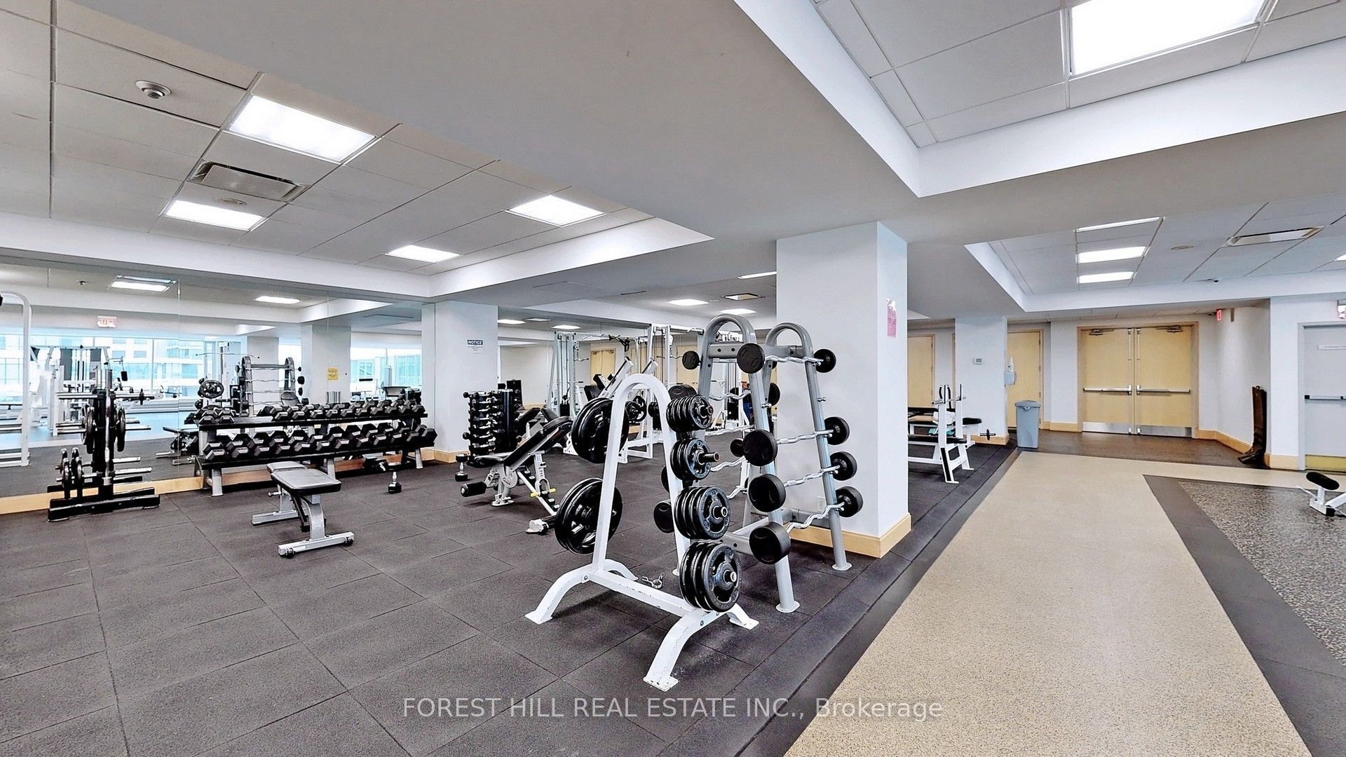 10 Yonge Street 1810 Property Photo 16
