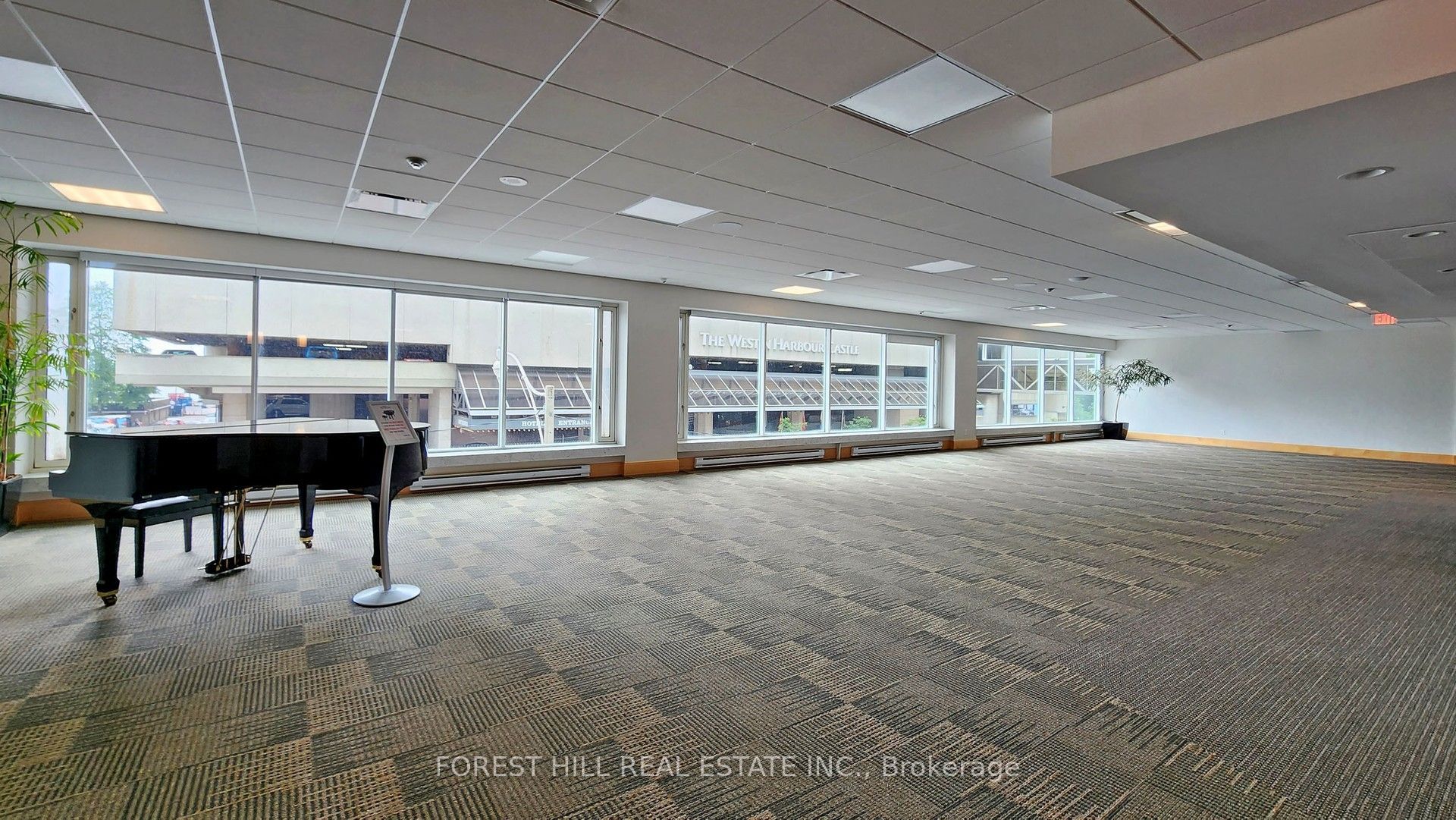 10 Yonge Street 1810 Property Photo 21