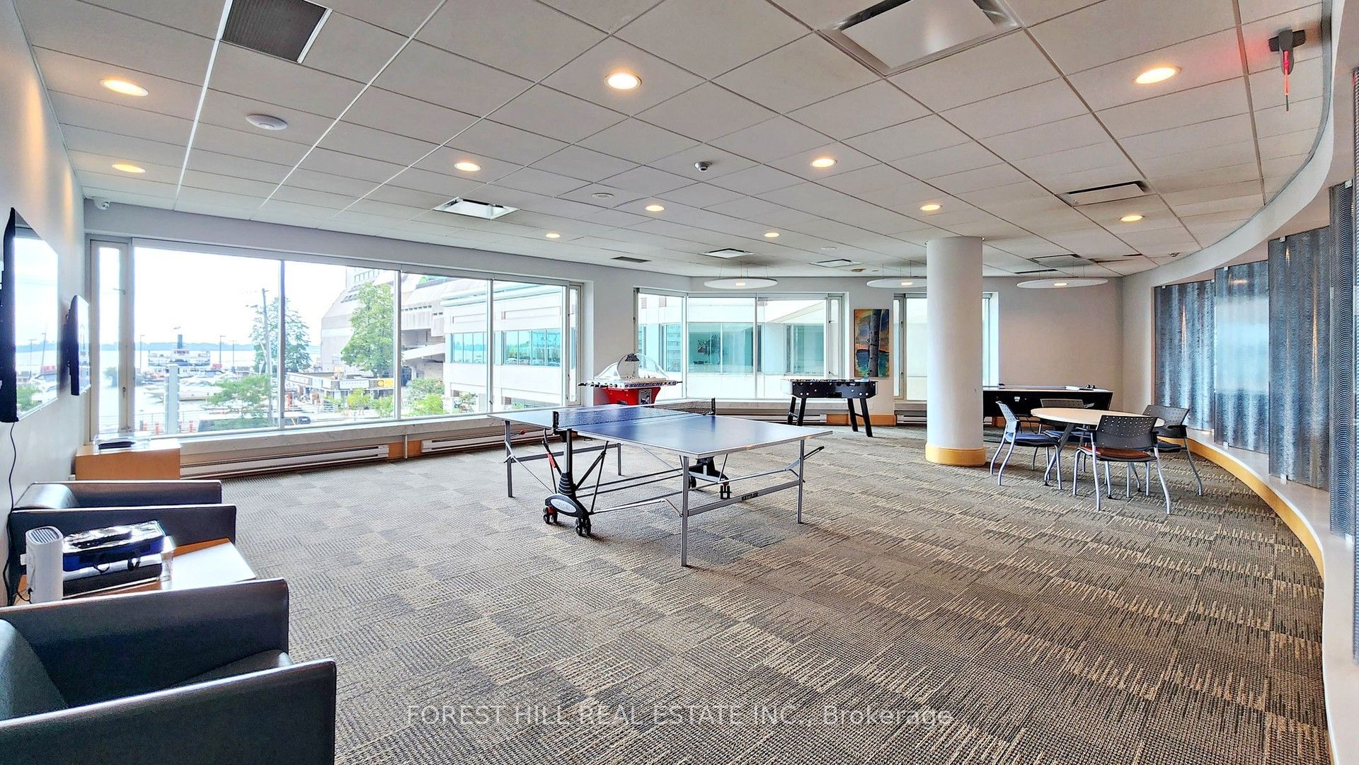 10 Yonge Street 1810 Property Photo 22